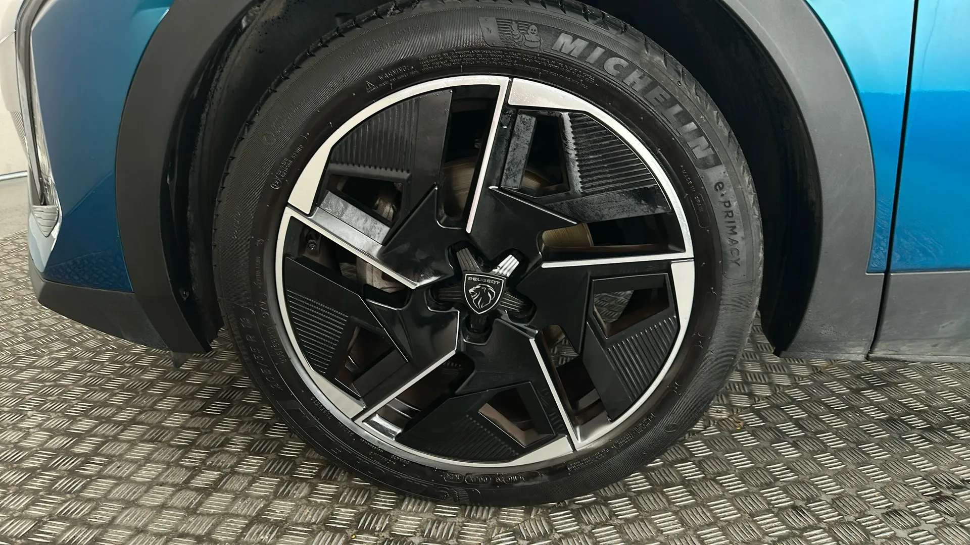 2024 PEUGEOT 408 2024 PEUGEOT 408