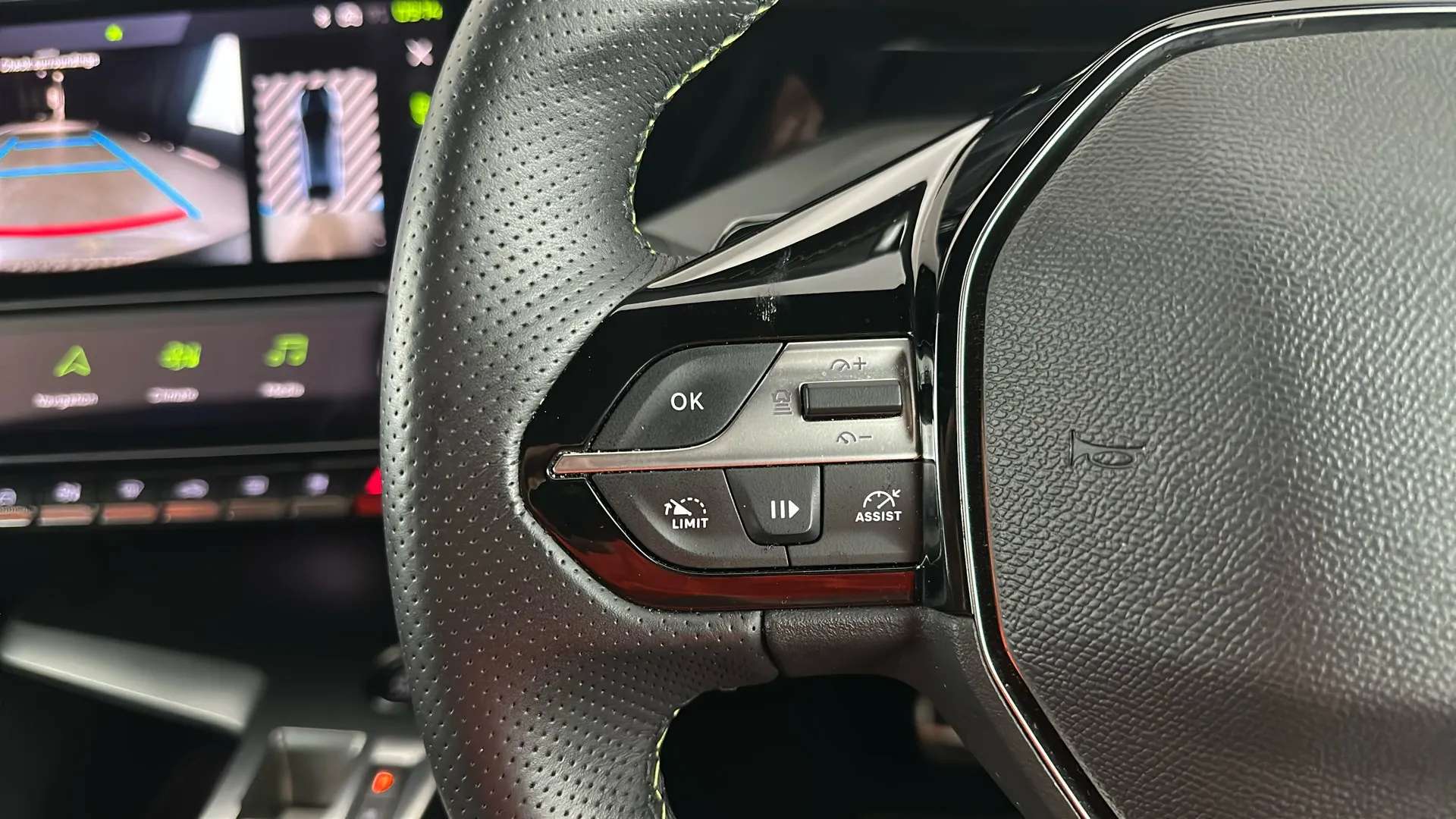 2024 PEUGEOT 408 2024 PEUGEOT 408