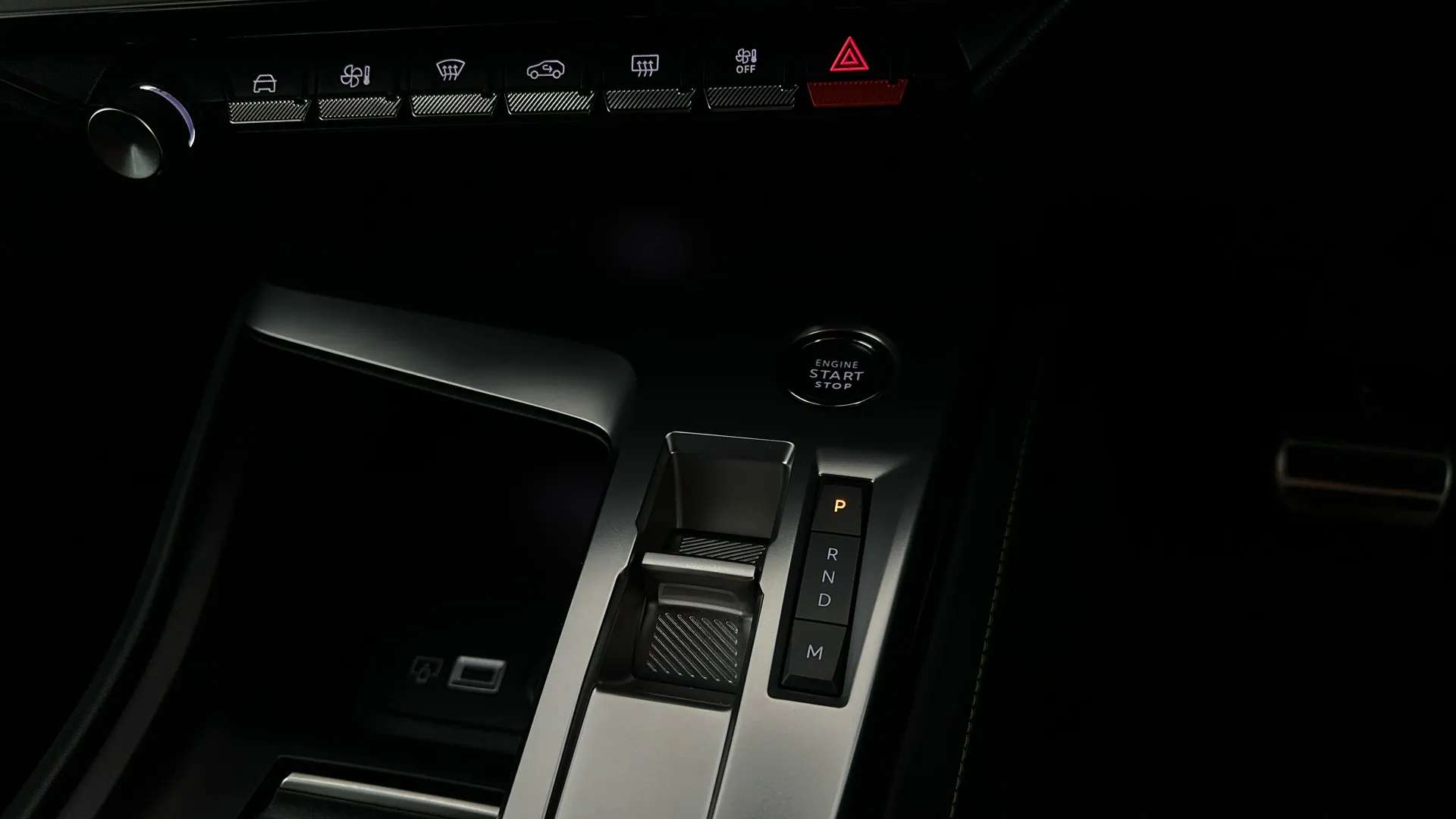 2024 PEUGEOT 408 2024 PEUGEOT 408