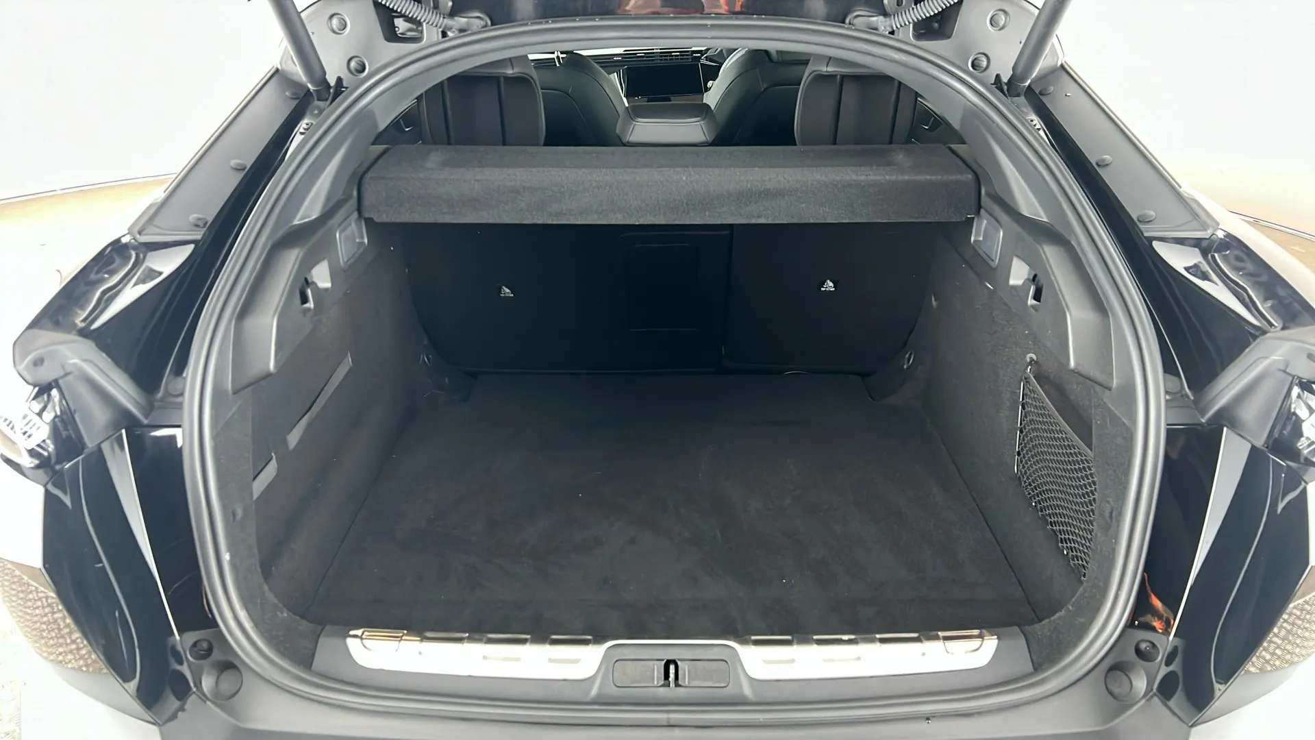 2024 PEUGEOT 408 2024 PEUGEOT 408