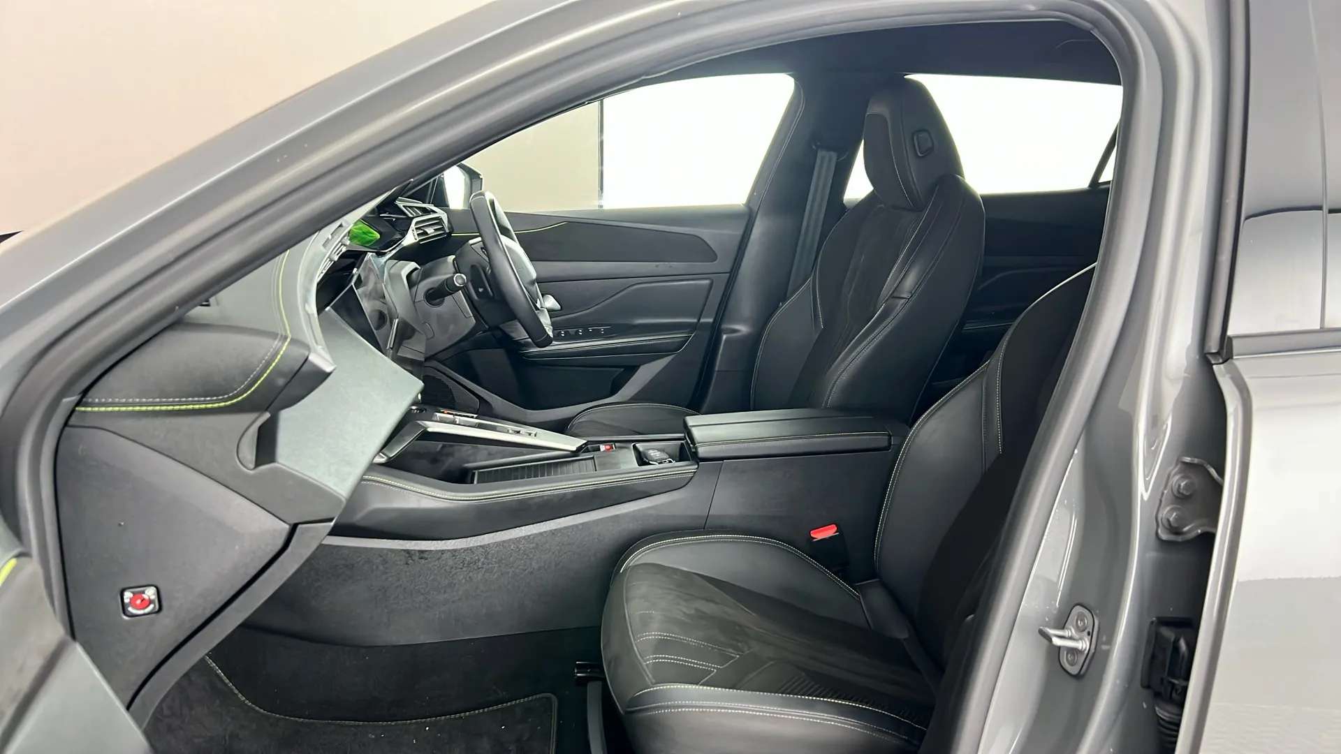 2024 PEUGEOT 408 2024 PEUGEOT 408