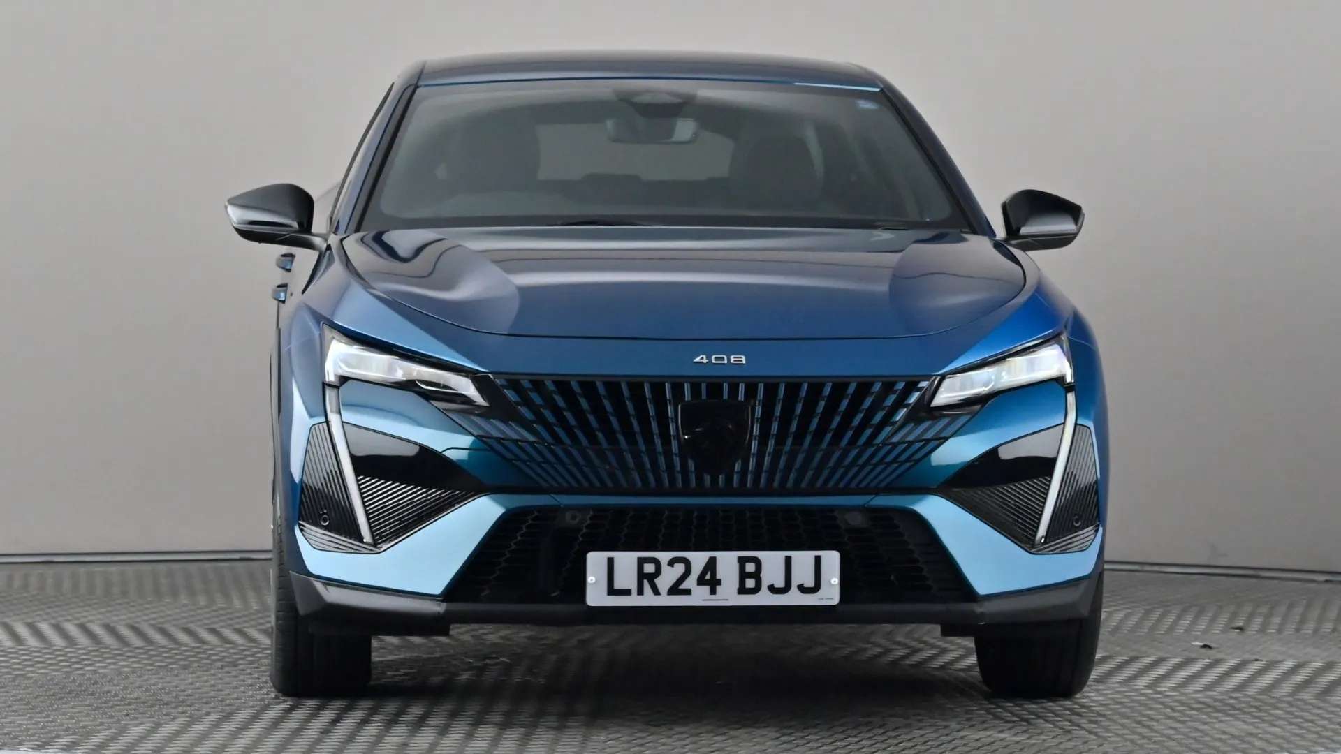 A 2024 PEUGEOT 408 1.2 PureTech GT EAT8 A 2024 PEUGEOT 408 1.2 PureTech GT EAT8
