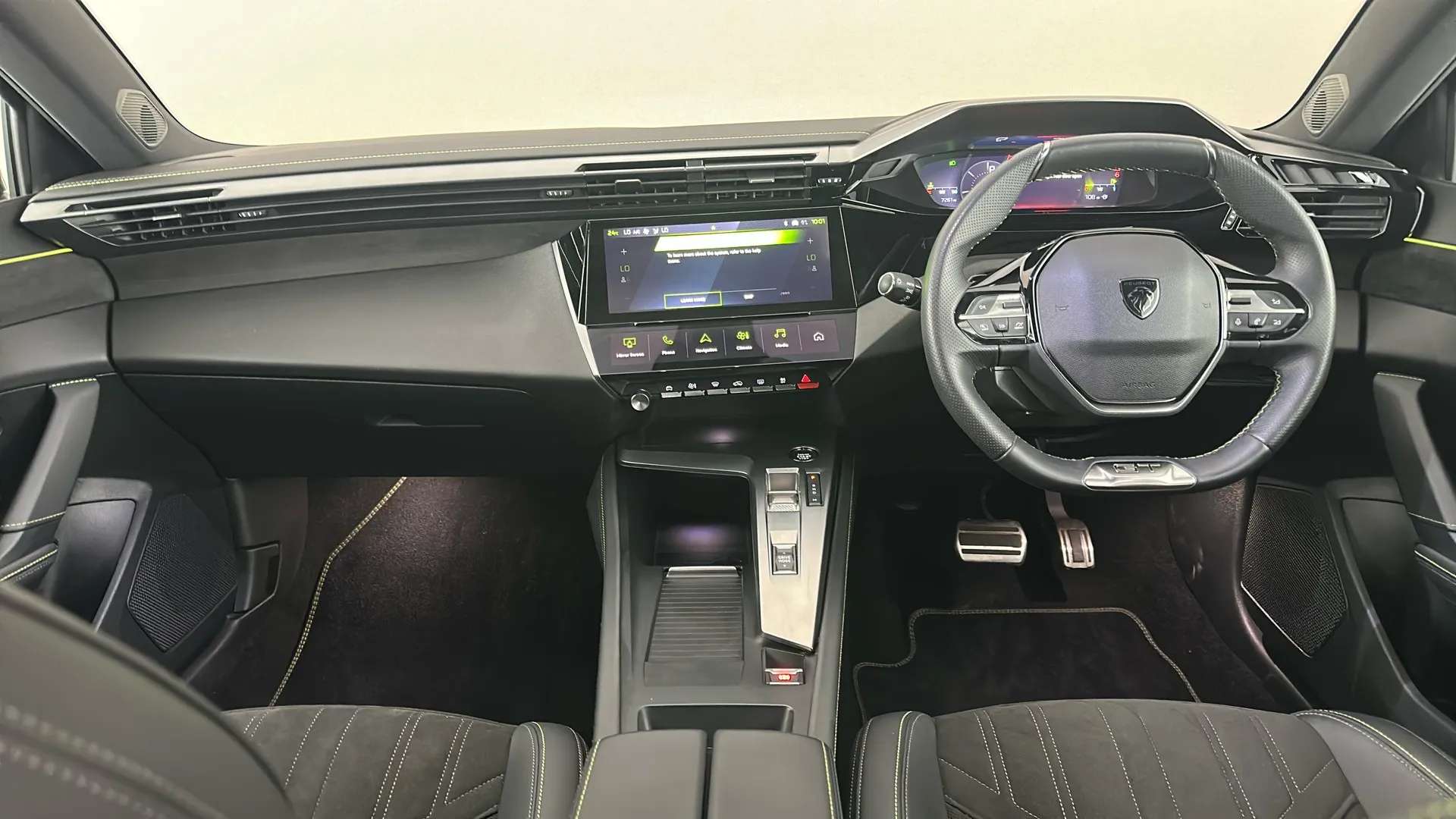 2024 PEUGEOT 408 2024 PEUGEOT 408
