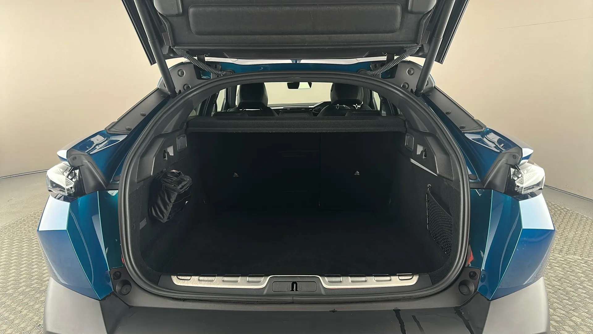 2024 PEUGEOT 408 2024 PEUGEOT 408