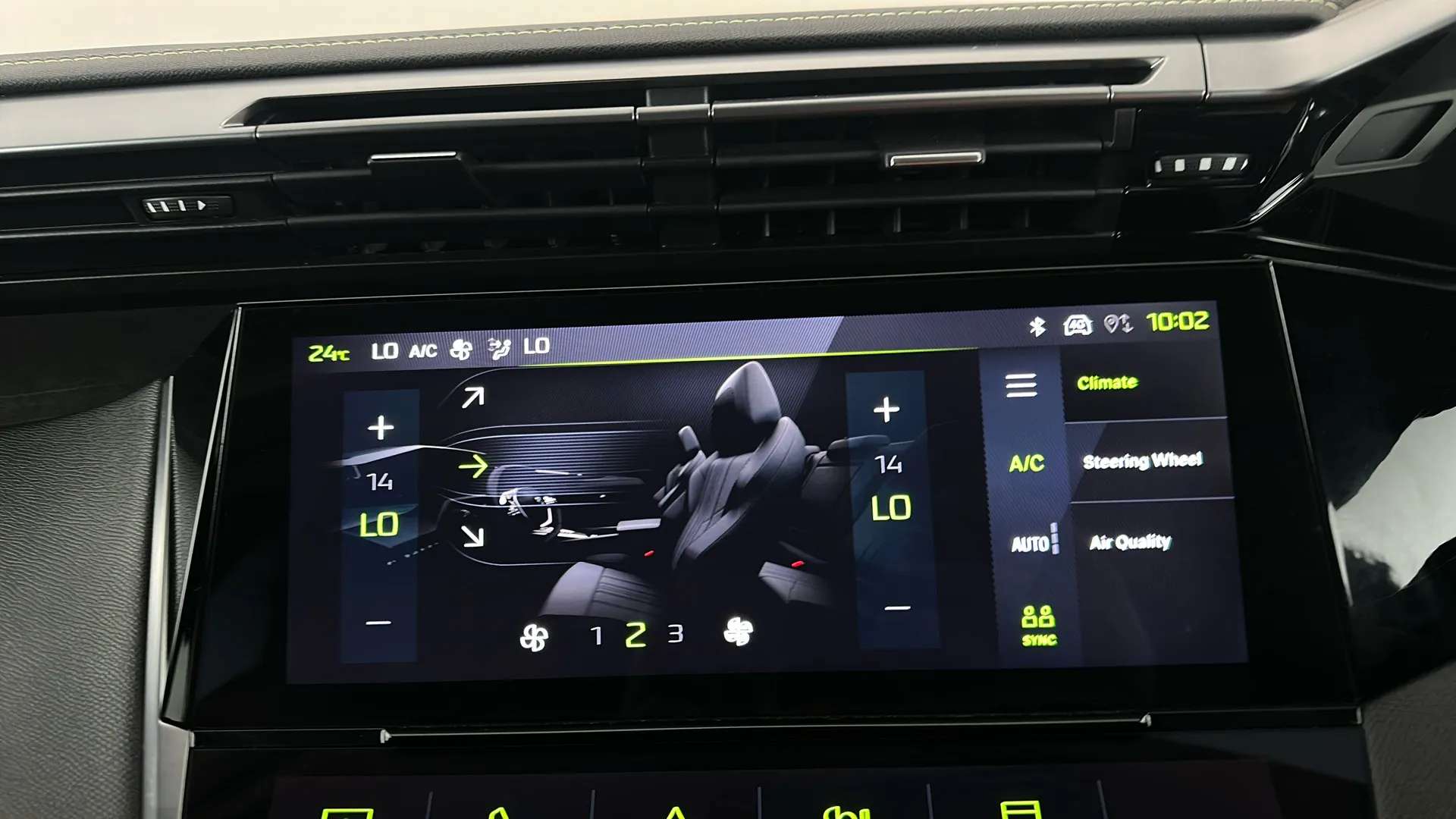 2024 PEUGEOT 408 2024 PEUGEOT 408