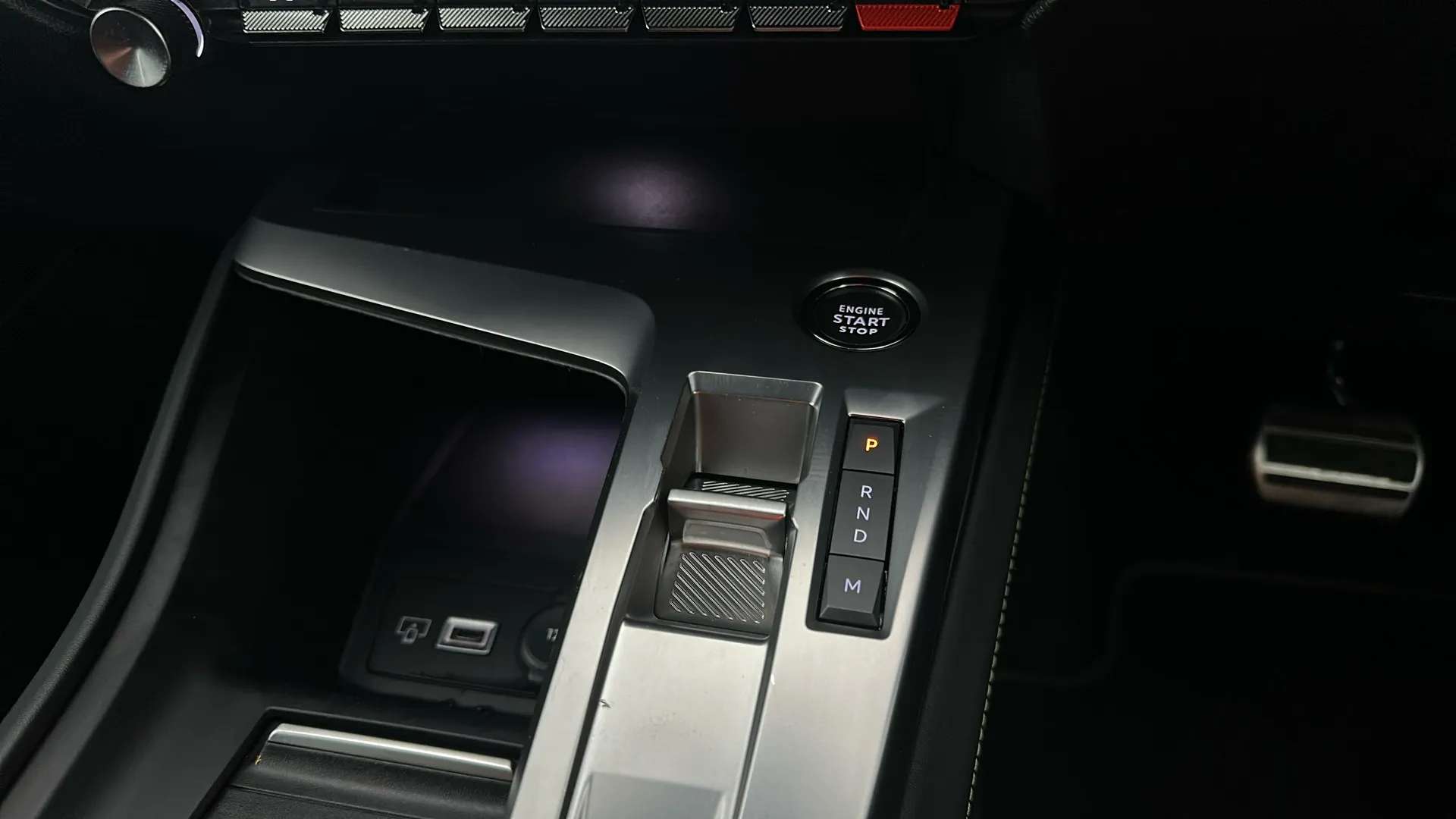 2024 PEUGEOT 408 2024 PEUGEOT 408