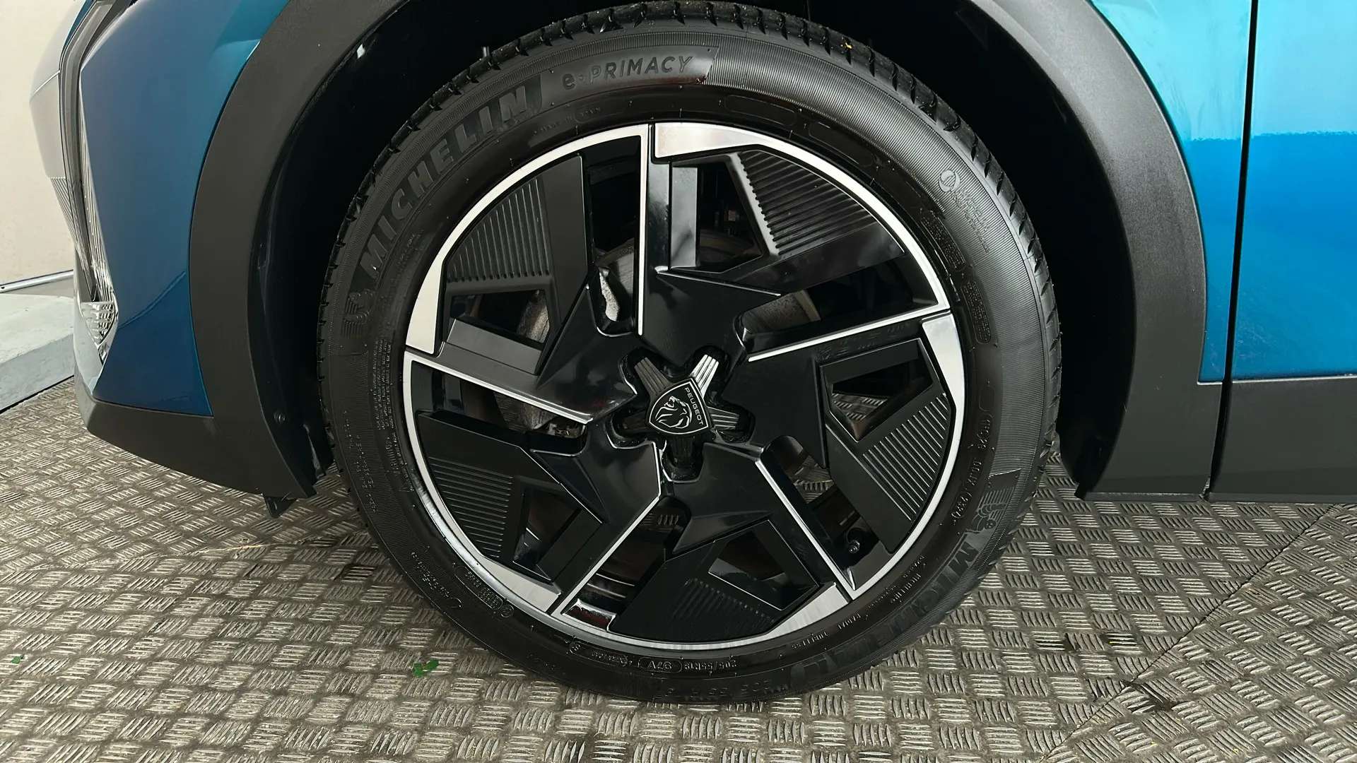 2024 PEUGEOT 408 2024 PEUGEOT 408