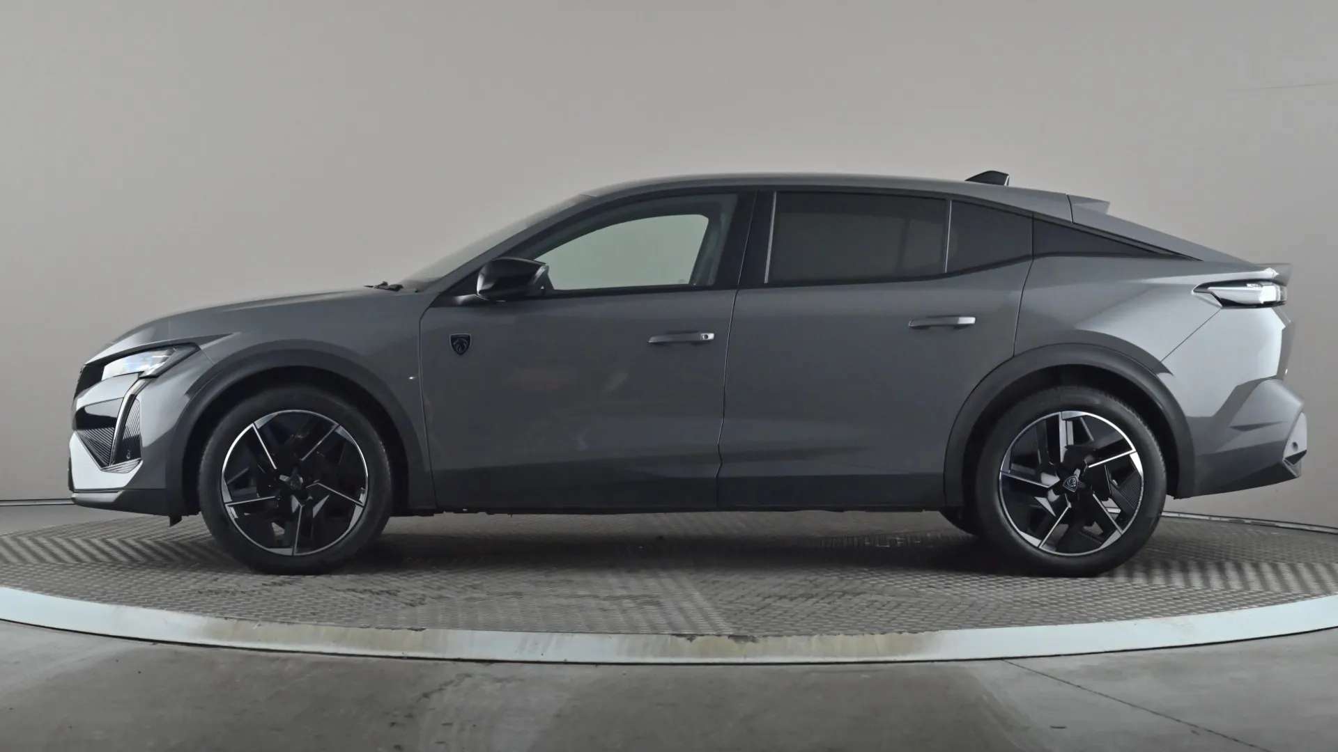 A 2024 PEUGEOT 408 1.2 PureTech GT EAT8 A 2024 PEUGEOT 408 1.2 PureTech GT EAT8