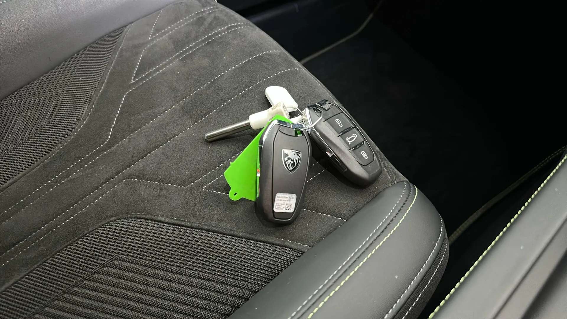 2024 PEUGEOT 408 2024 PEUGEOT 408