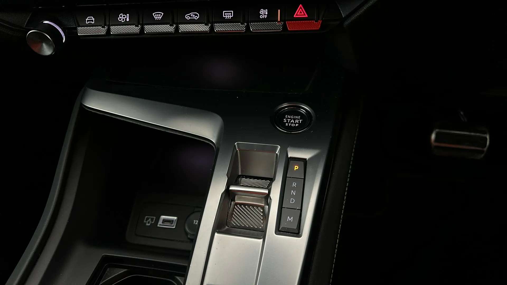 2024 PEUGEOT 408 2024 PEUGEOT 408