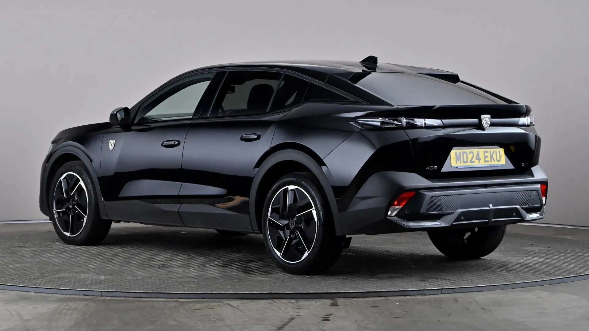 A 2024 PEUGEOT 408 1.2 PureTech GT EAT8 A 2024 PEUGEOT 408 1.2 PureTech GT EAT8