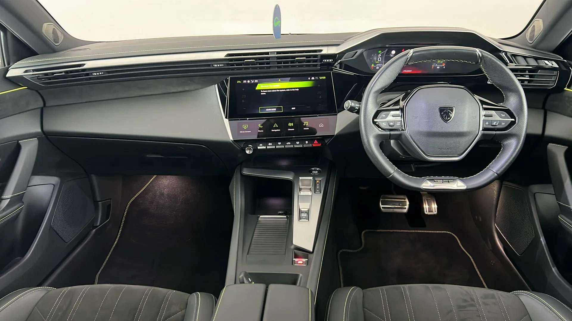 2024 PEUGEOT 408 2024 PEUGEOT 408