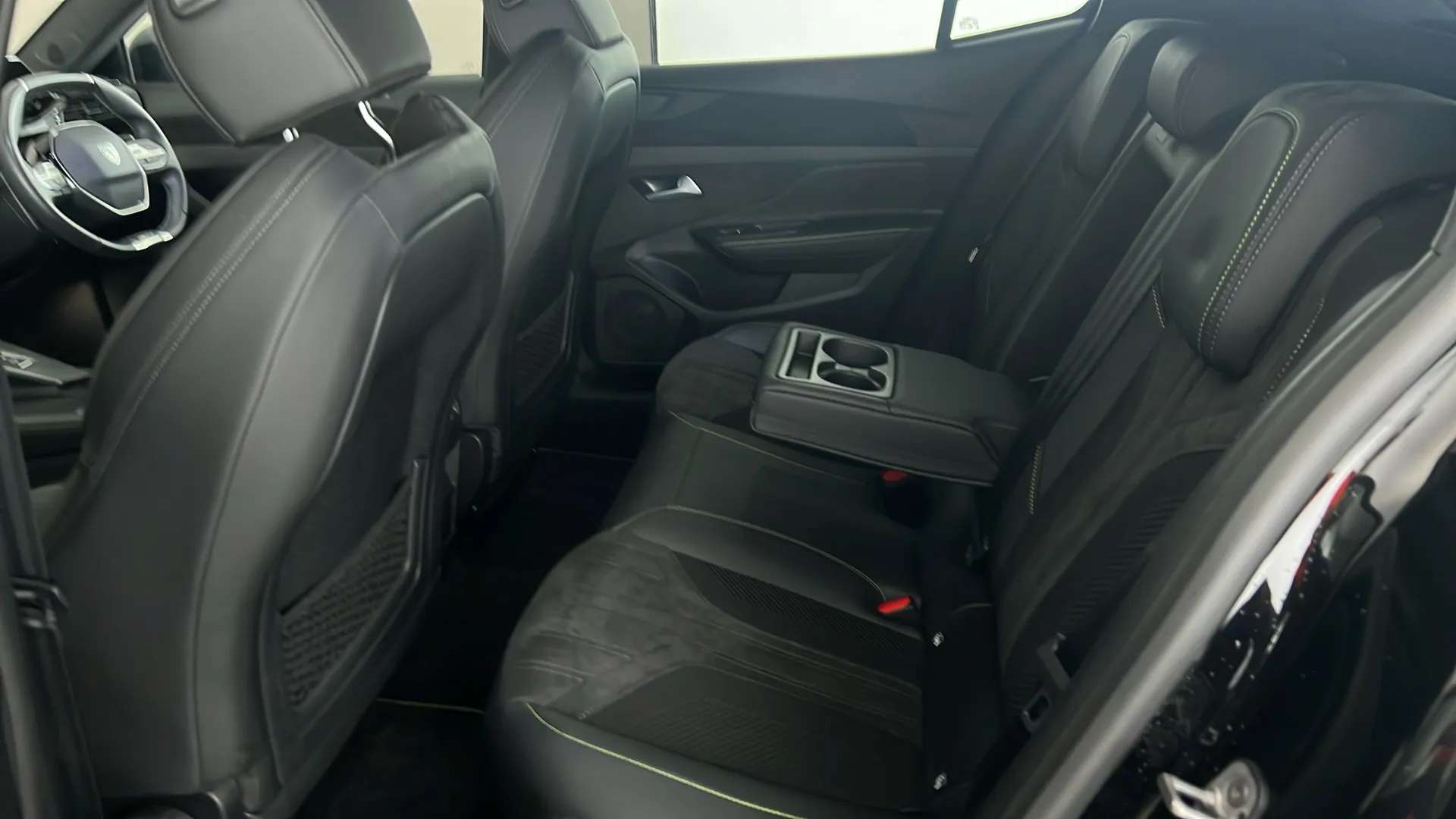 2024 PEUGEOT 408 2024 PEUGEOT 408