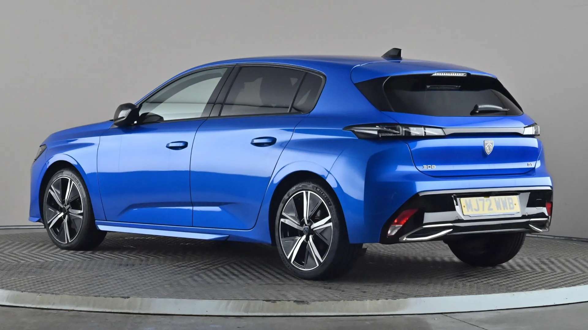 A 2022 PEUGEOT 308 1.2 PureTech GT EAT8 A 2022 PEUGEOT 308 1.2 PureTech GT EAT8