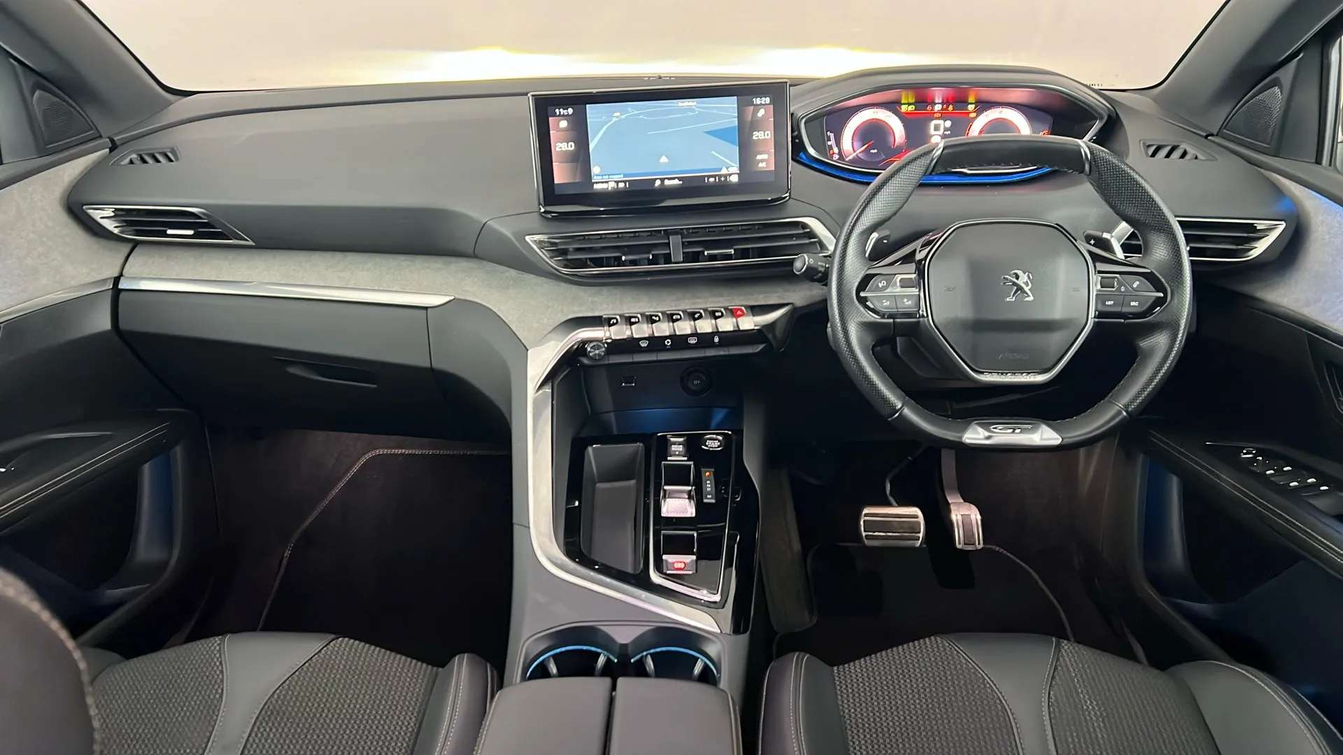 2023 PEUGEOT 5008 2023 PEUGEOT 5008