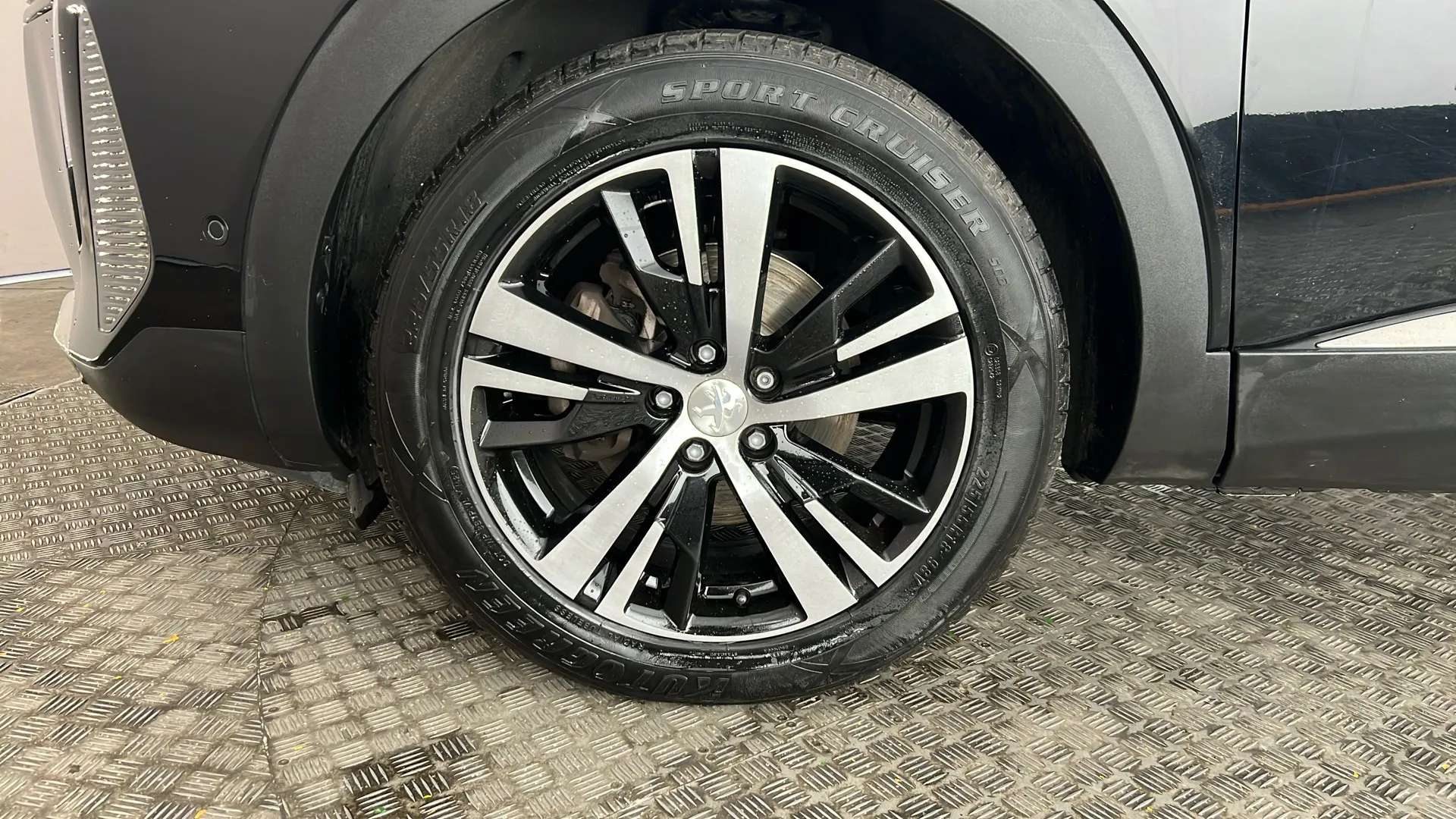 2023 PEUGEOT 5008 2023 PEUGEOT 5008