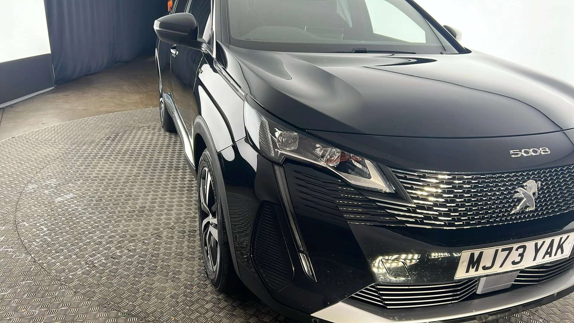 2023 PEUGEOT 5008 2023 PEUGEOT 5008