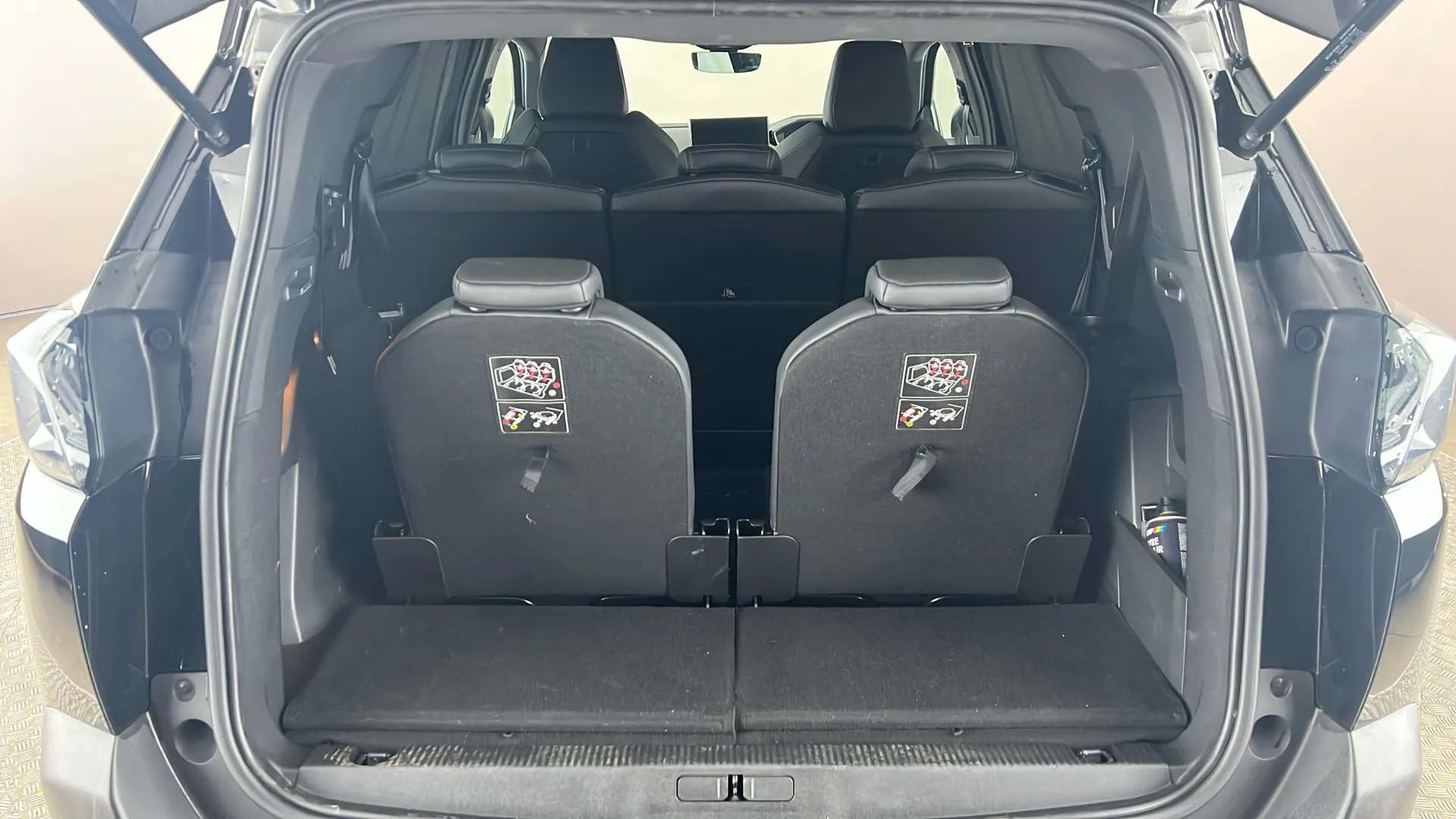 2023 PEUGEOT 5008 2023 PEUGEOT 5008