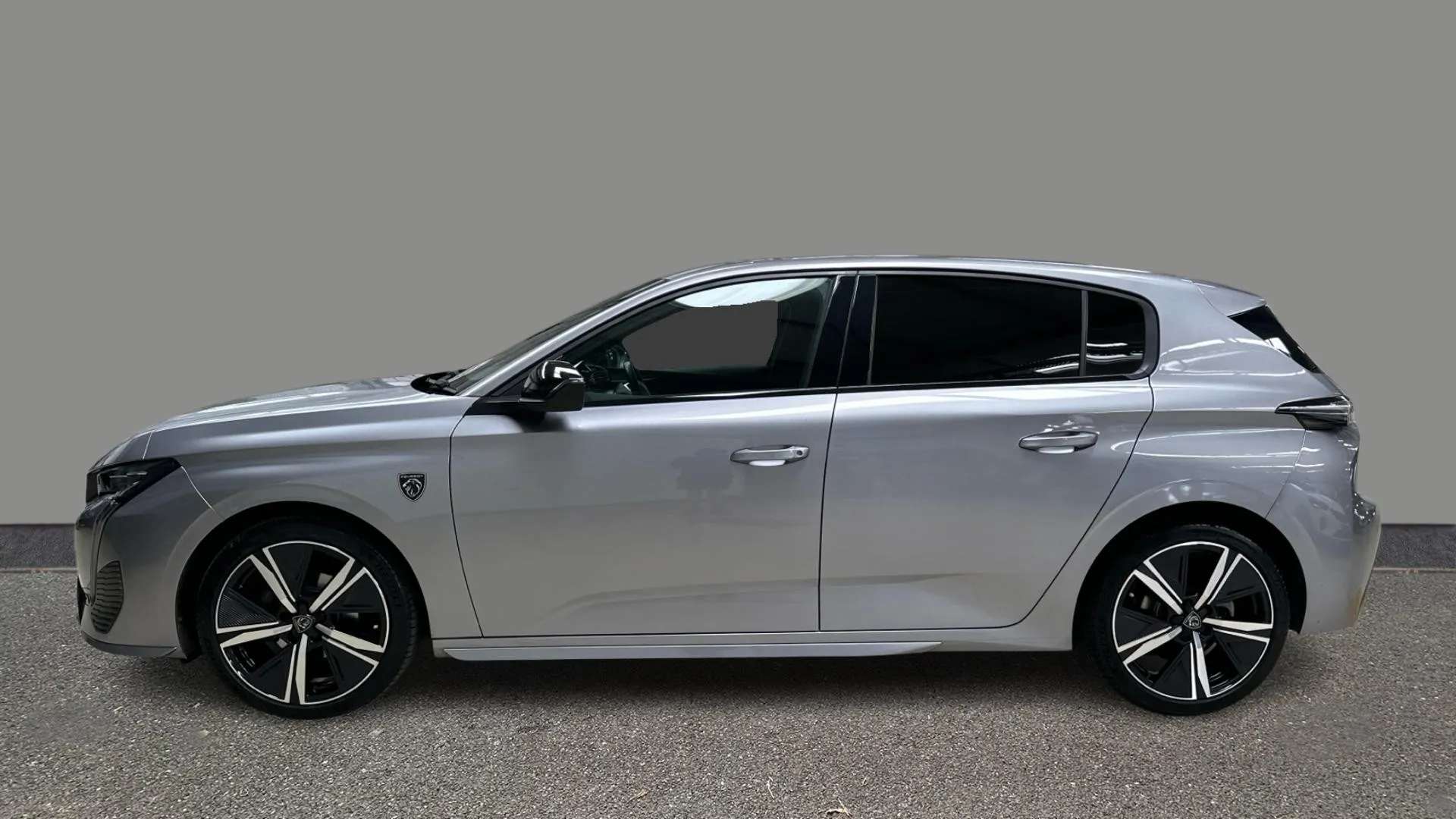 A 2024 PEUGEOT 308 1.2 PureTech GT EAT8 A 2024 PEUGEOT 308 1.2 PureTech GT EAT8