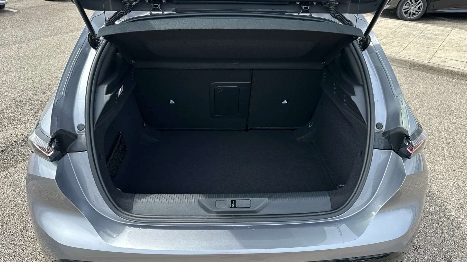 2024 PEUGEOT 308 2024 PEUGEOT 308