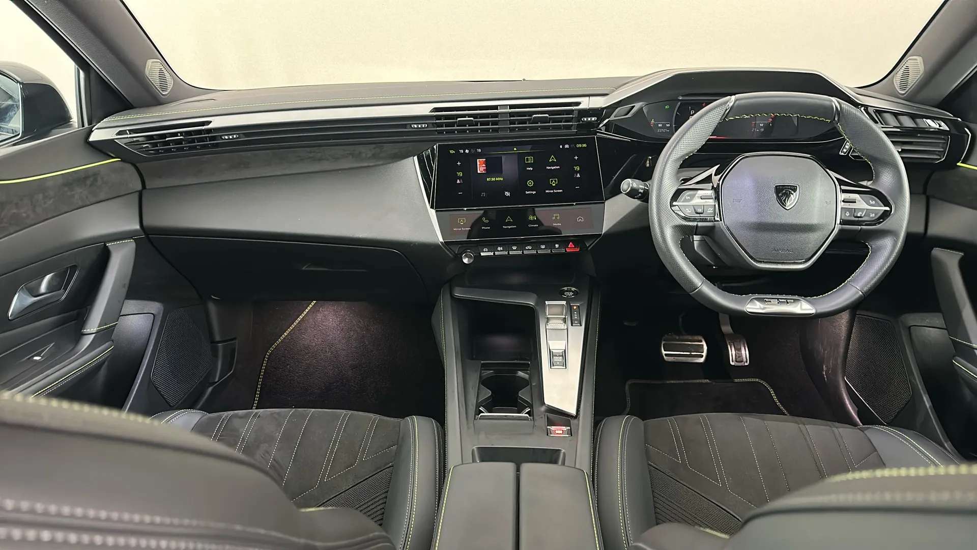 2024 PEUGEOT 408 2024 PEUGEOT 408