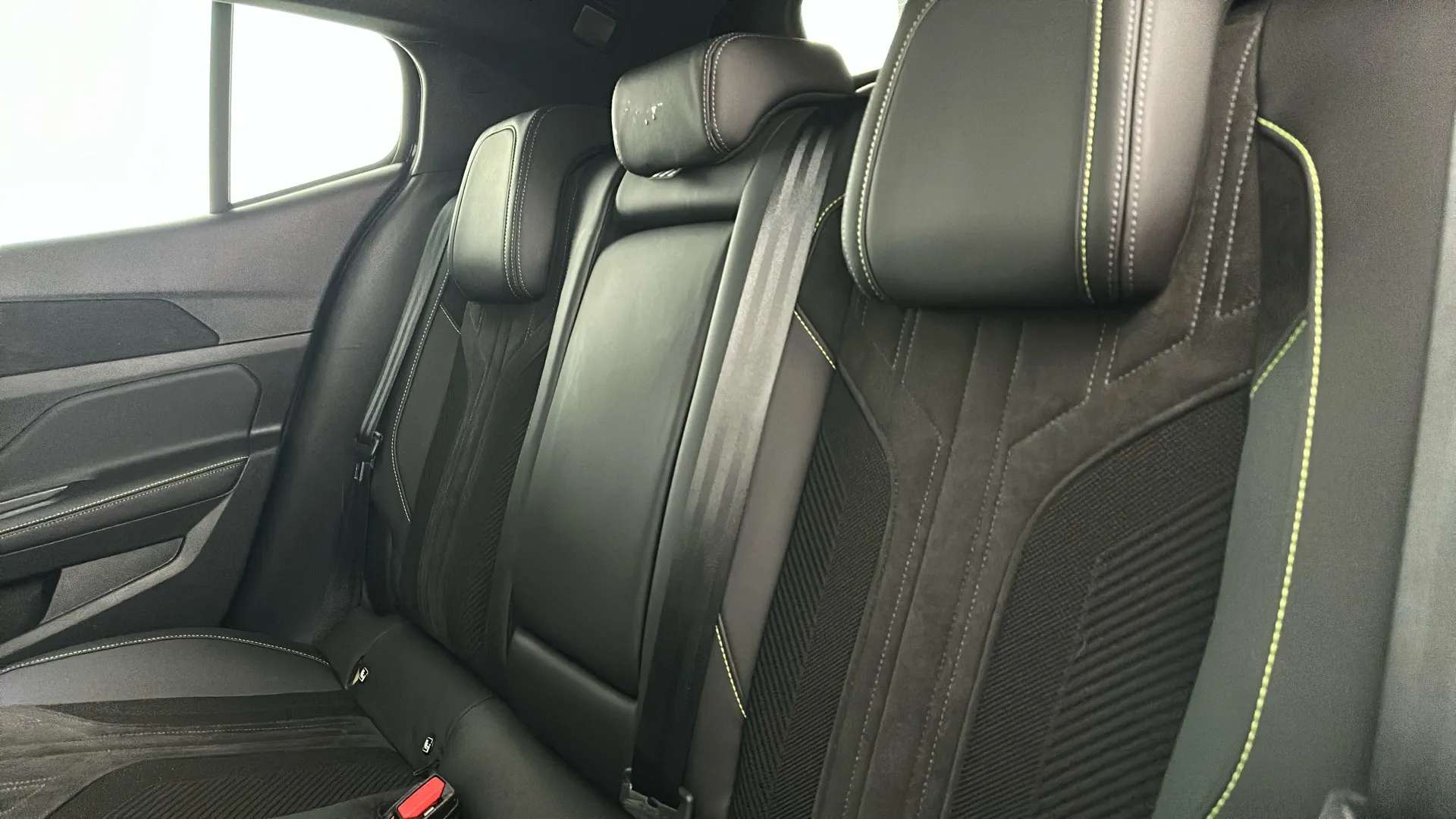 2024 PEUGEOT 408 2024 PEUGEOT 408