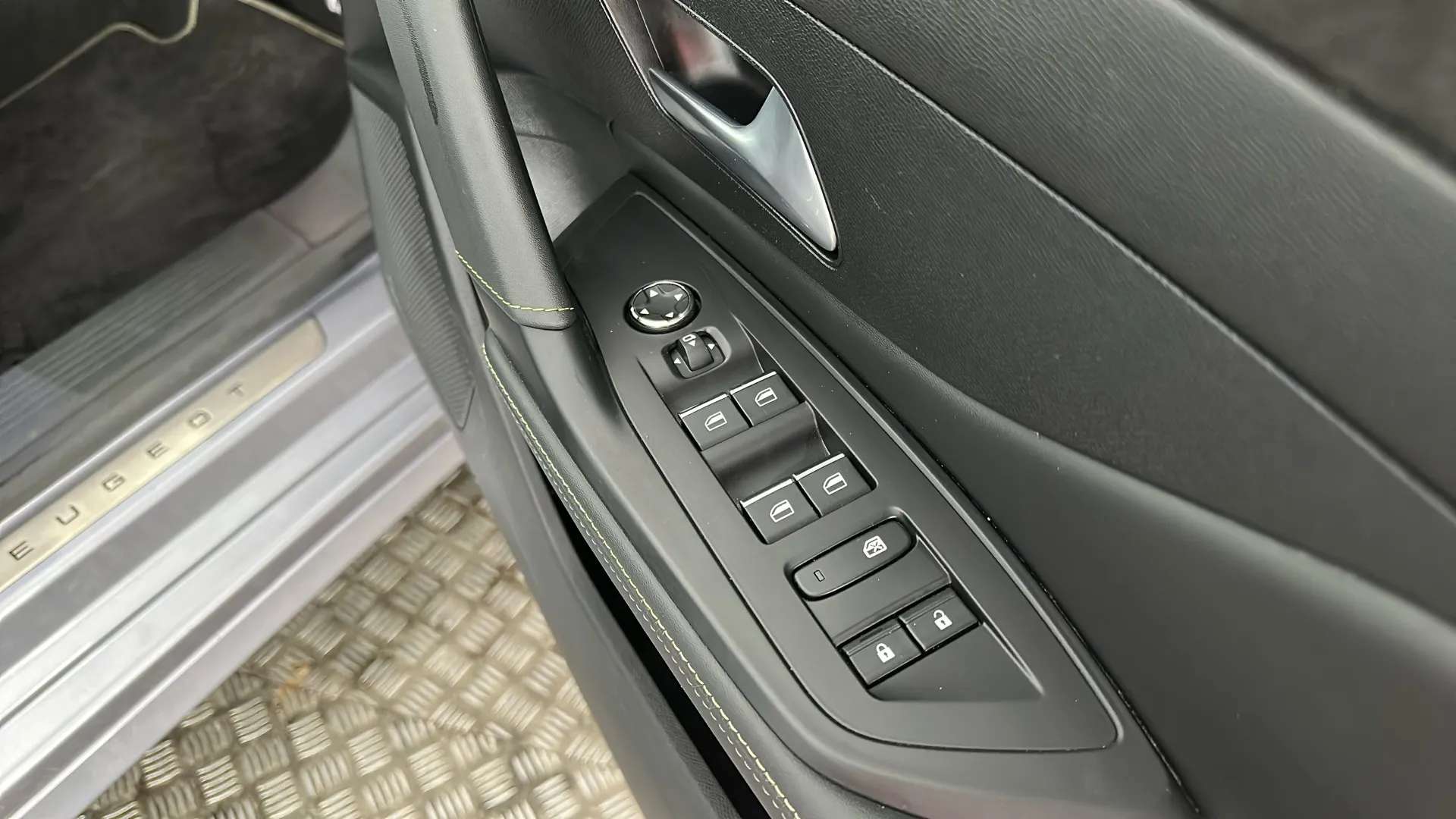 2022 PEUGEOT 308 2022 PEUGEOT 308