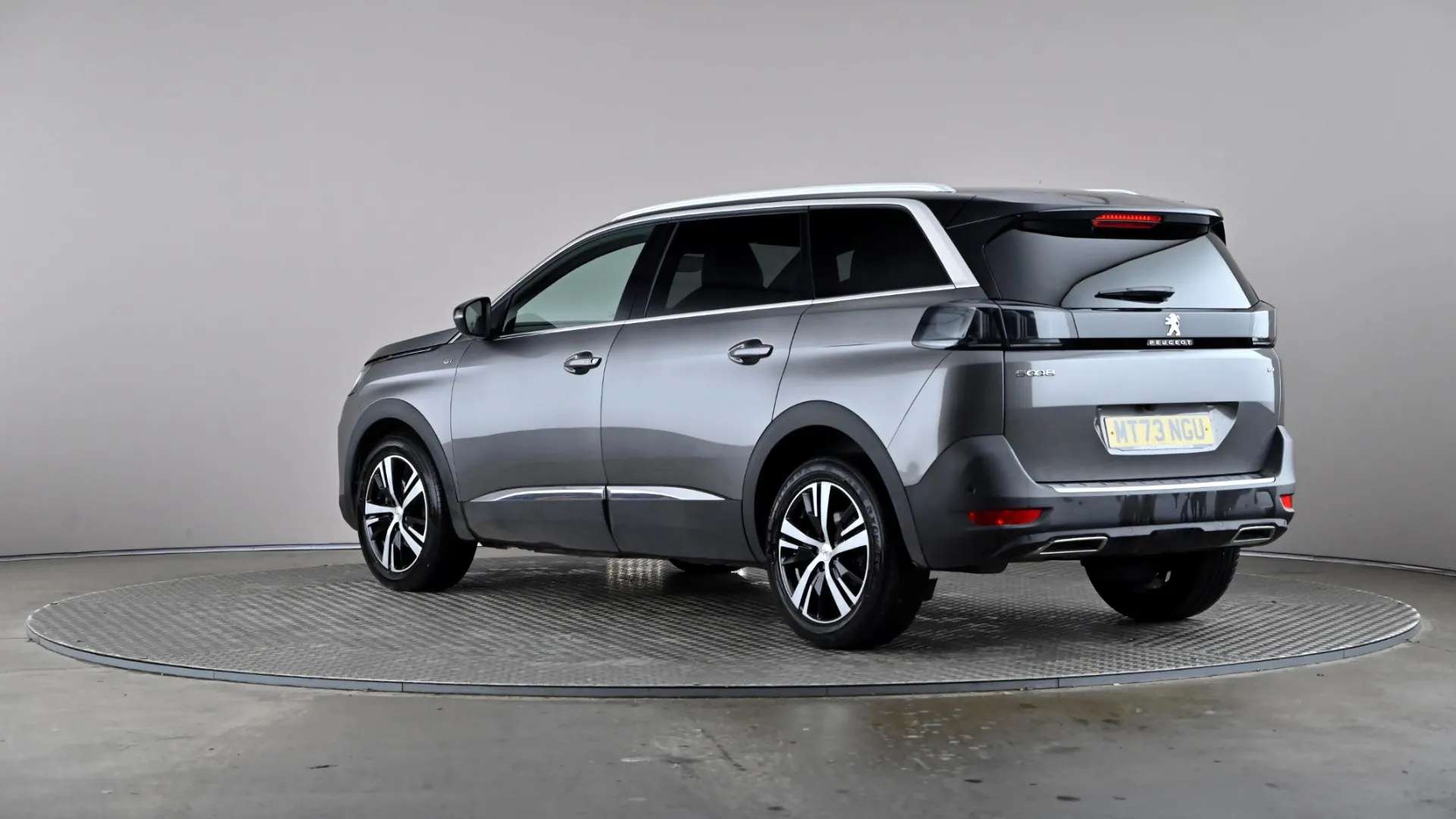 2023 PEUGEOT 5008 2023 PEUGEOT 5008