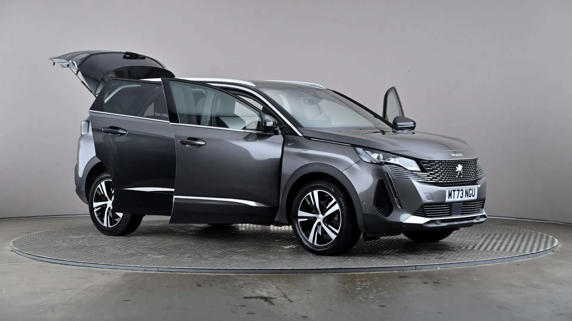 2023 PEUGEOT 5008 2023 PEUGEOT 5008