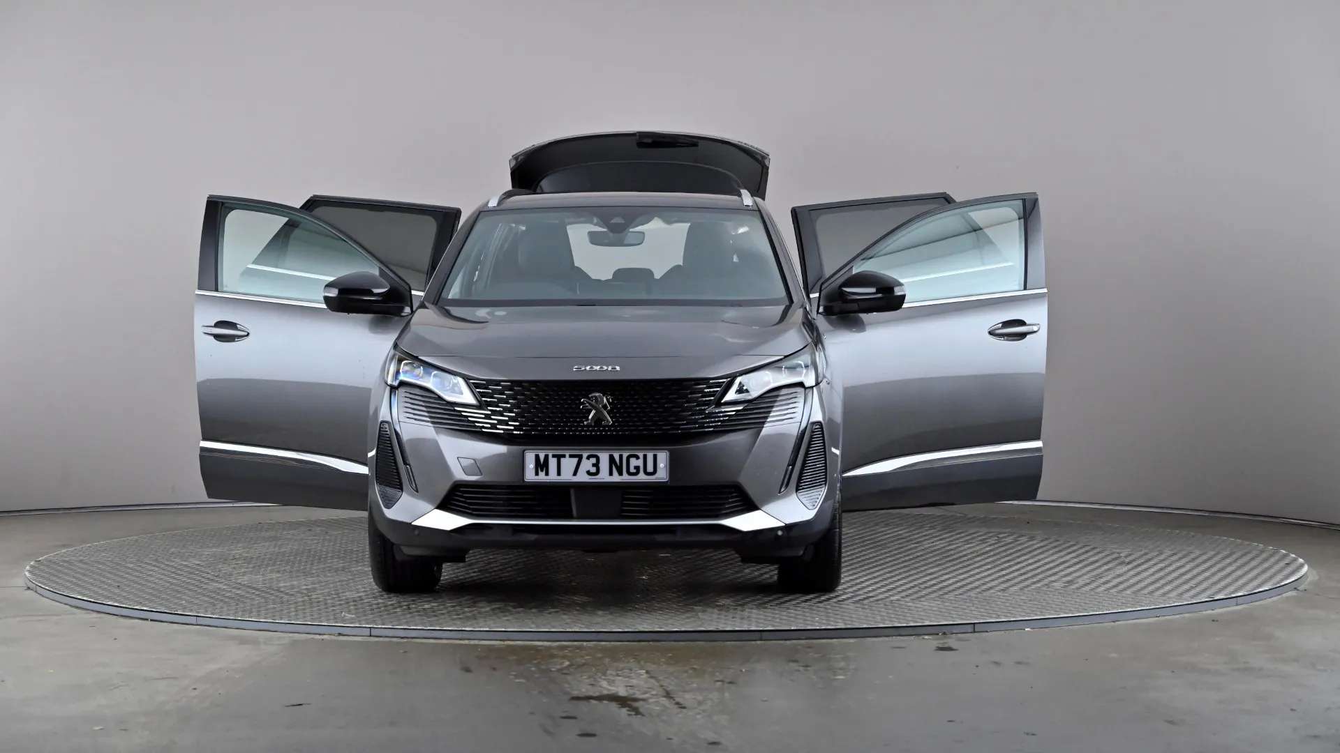 2023 PEUGEOT 5008 2023 PEUGEOT 5008