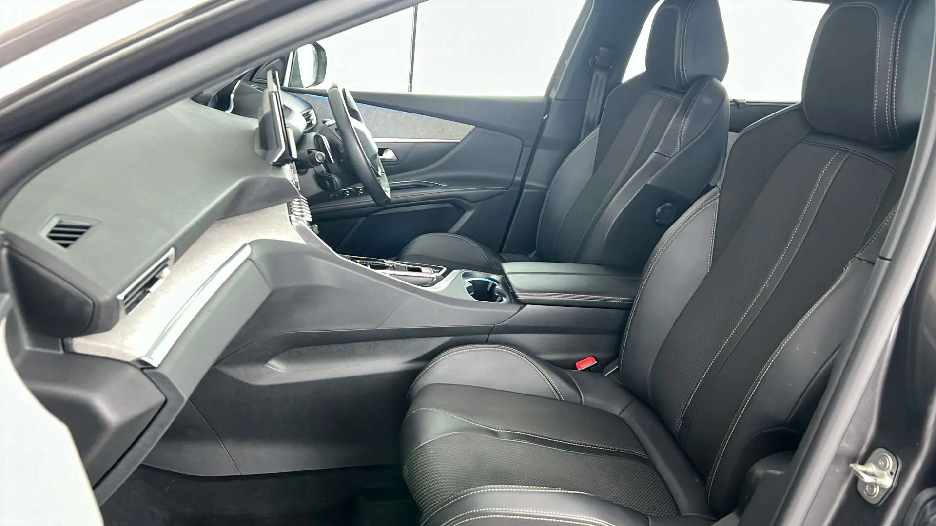 2023 PEUGEOT 5008 2023 PEUGEOT 5008