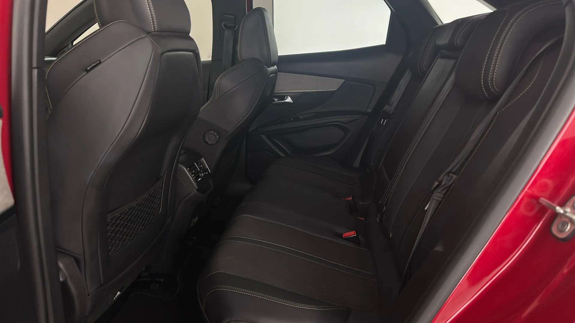 2023 PEUGEOT 3008 2023 PEUGEOT 3008