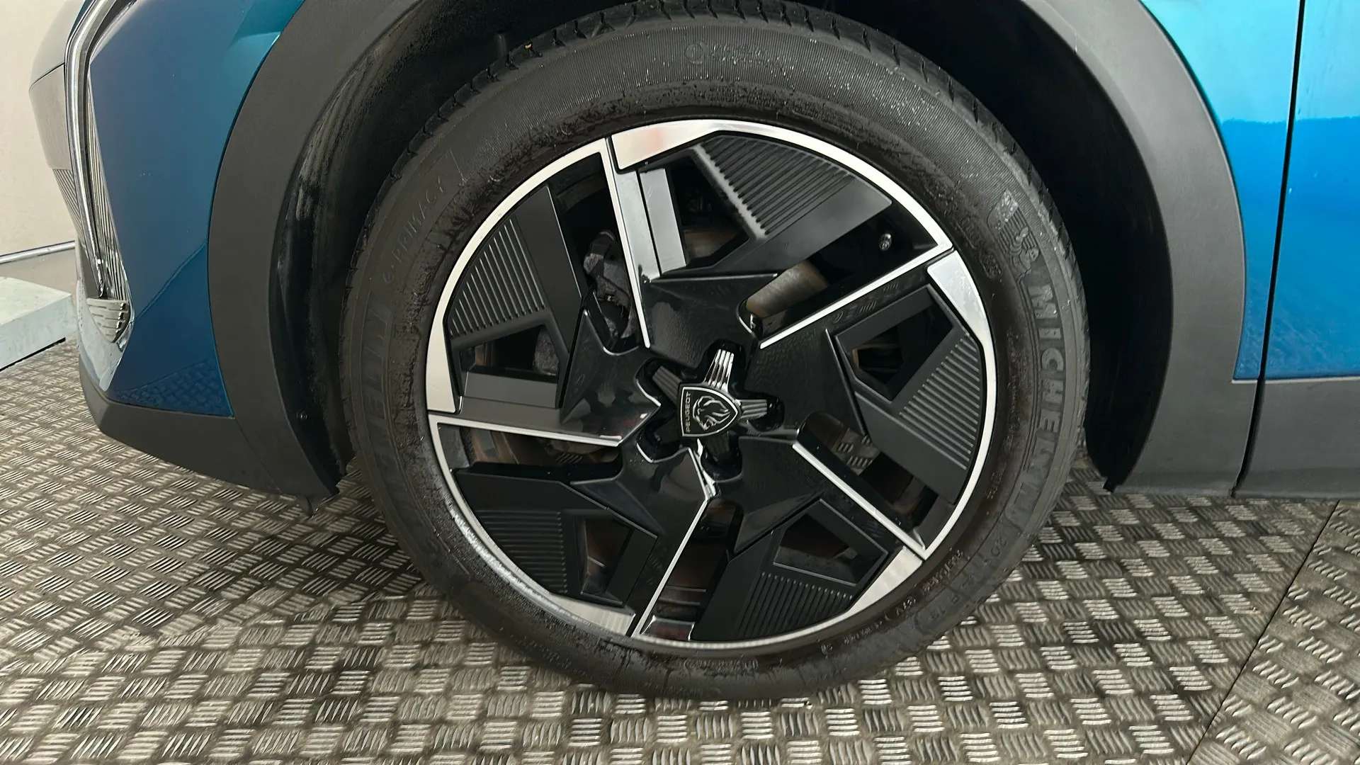 2024 PEUGEOT 408 2024 PEUGEOT 408