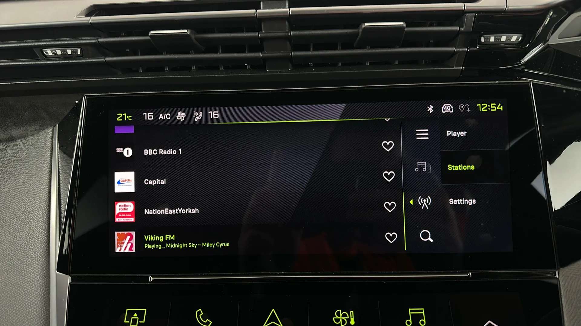 2024 PEUGEOT 408 2024 PEUGEOT 408