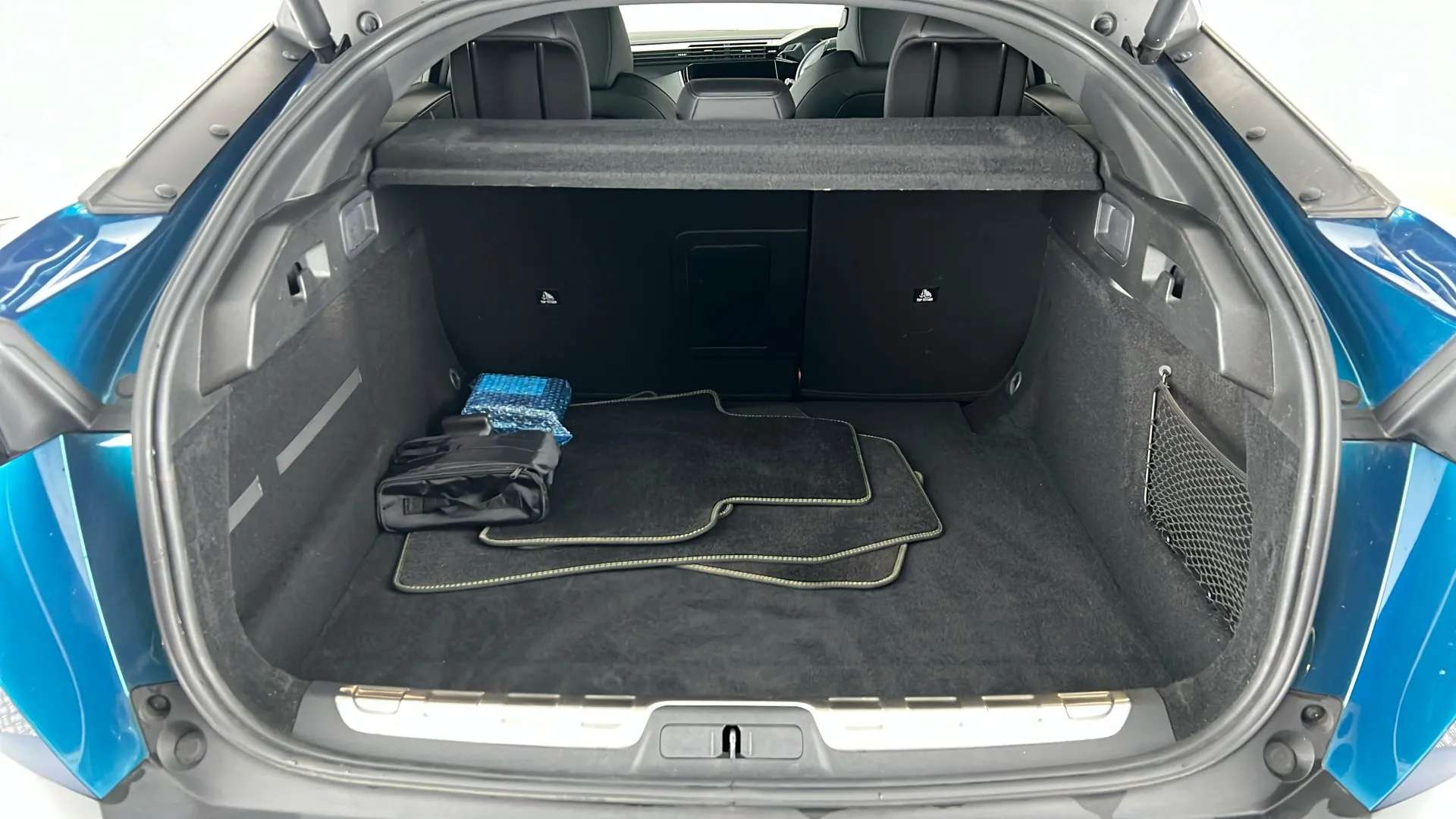 2024 PEUGEOT 408 2024 PEUGEOT 408