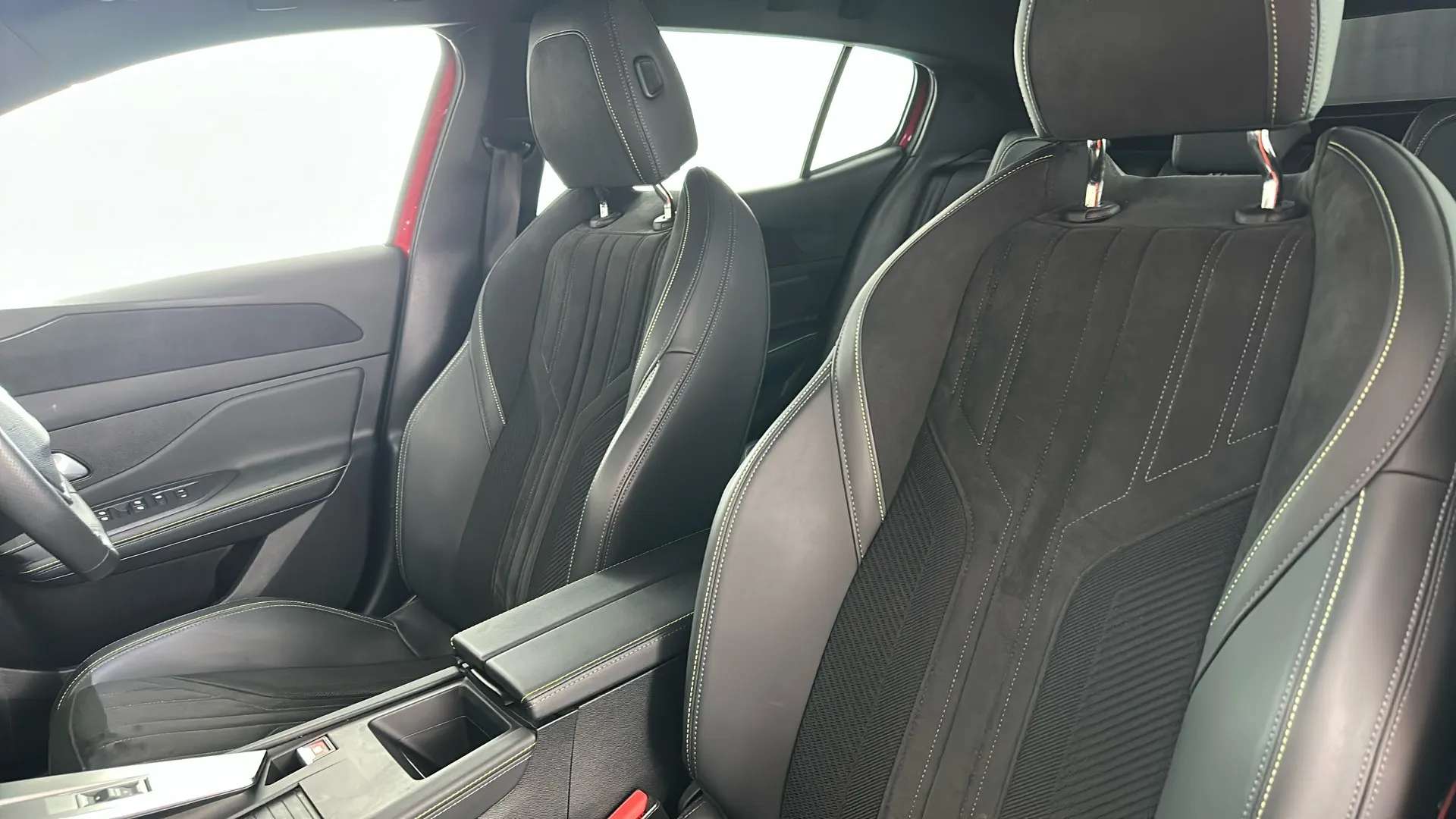2024 PEUGEOT 408 2024 PEUGEOT 408