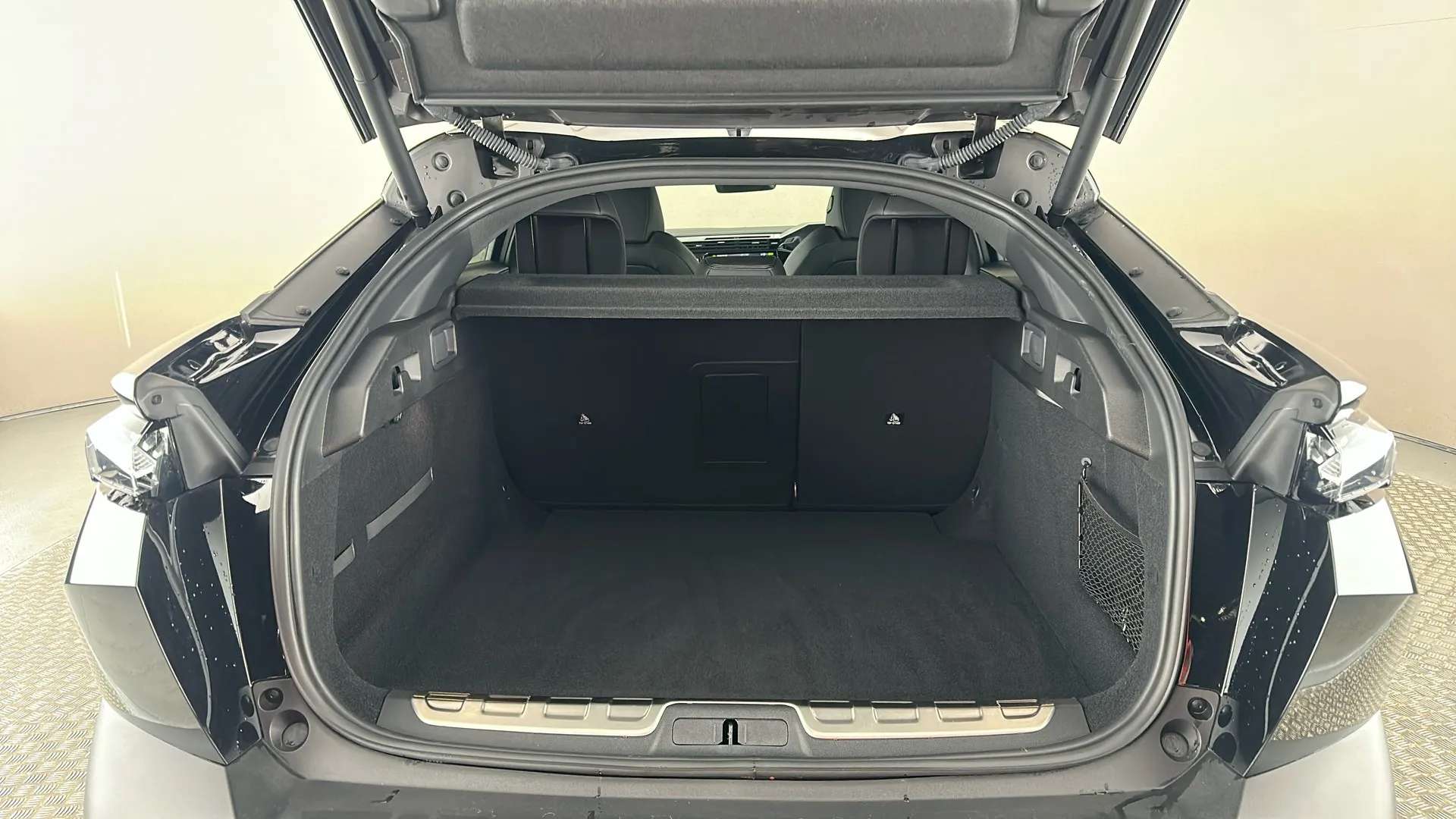 2024 PEUGEOT 408 2024 PEUGEOT 408