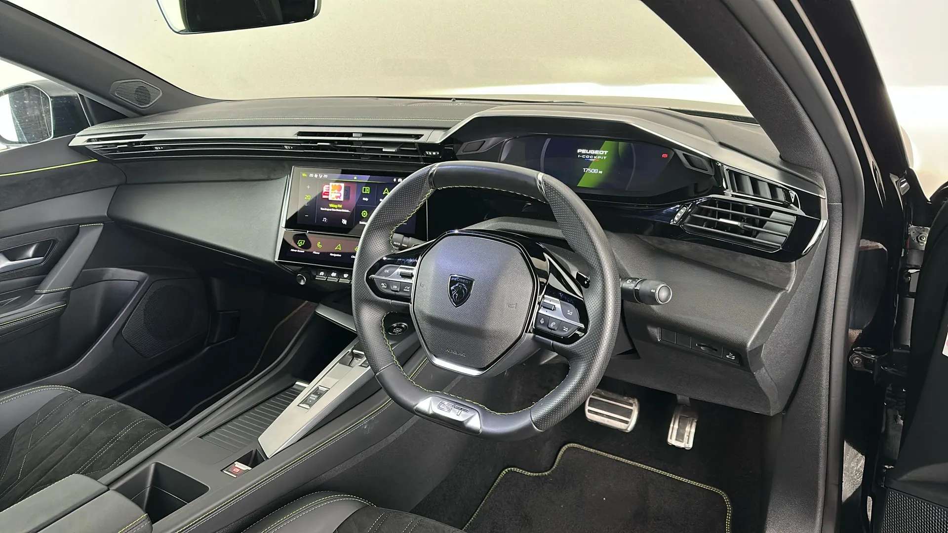 2024 PEUGEOT 408 2024 PEUGEOT 408