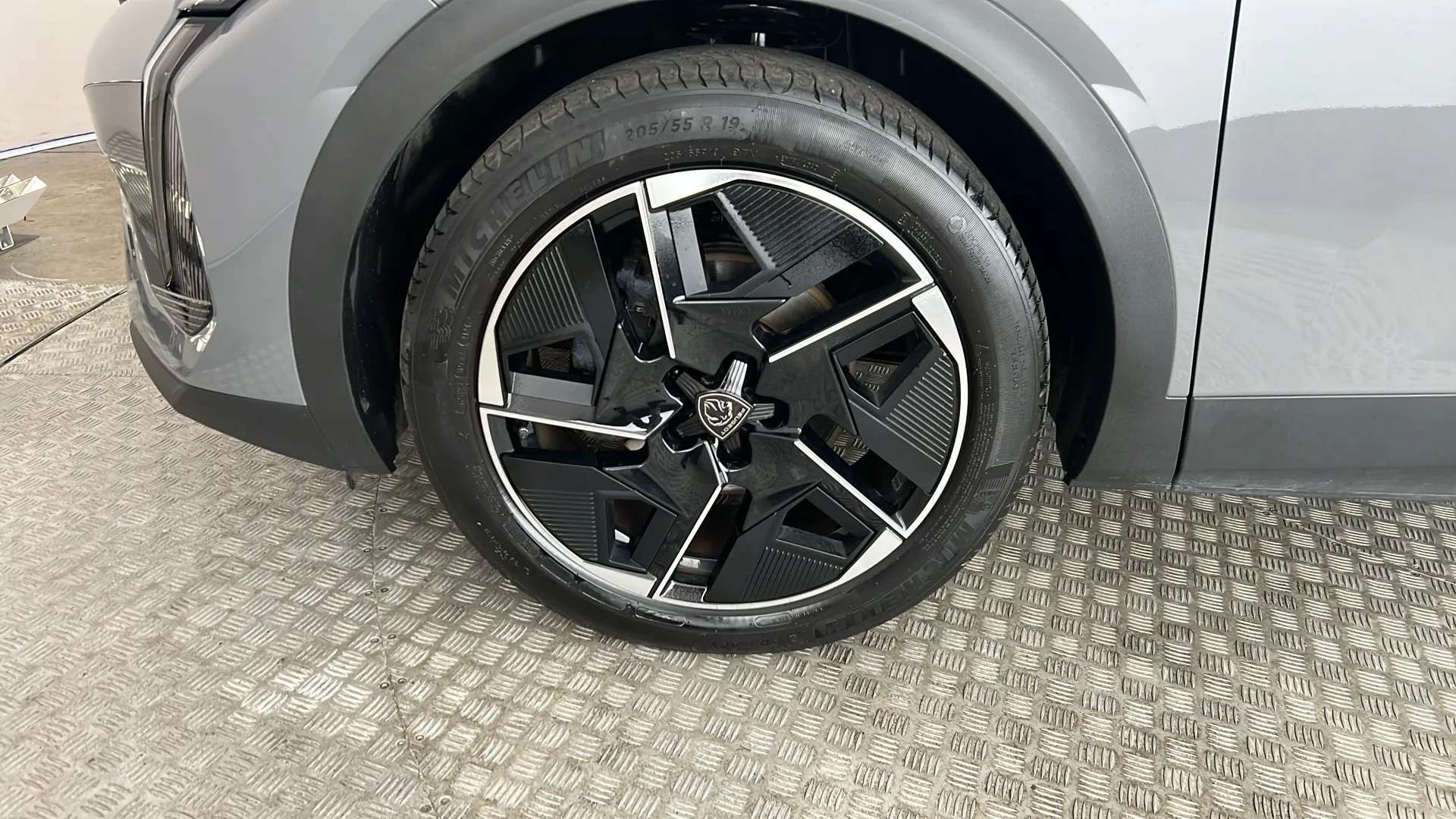 2024 PEUGEOT 408 2024 PEUGEOT 408