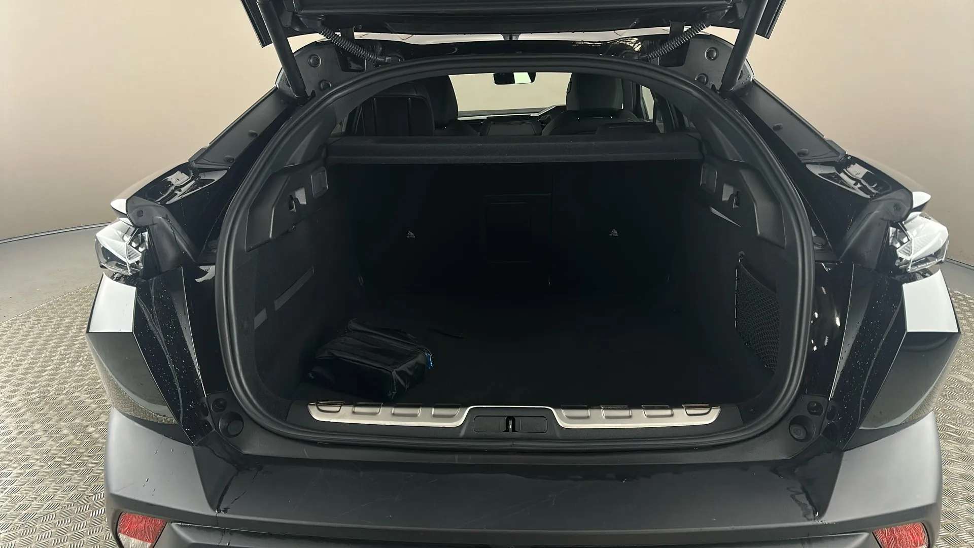 2024 PEUGEOT 408 2024 PEUGEOT 408