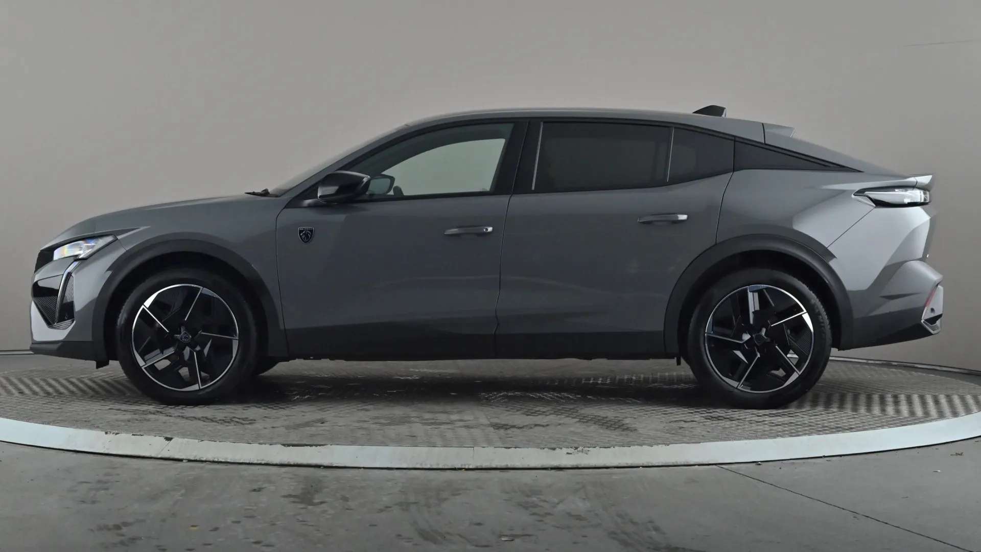 A 2024 PEUGEOT 408 1.2 PureTech GT EAT8 A 2024 PEUGEOT 408 1.2 PureTech GT EAT8