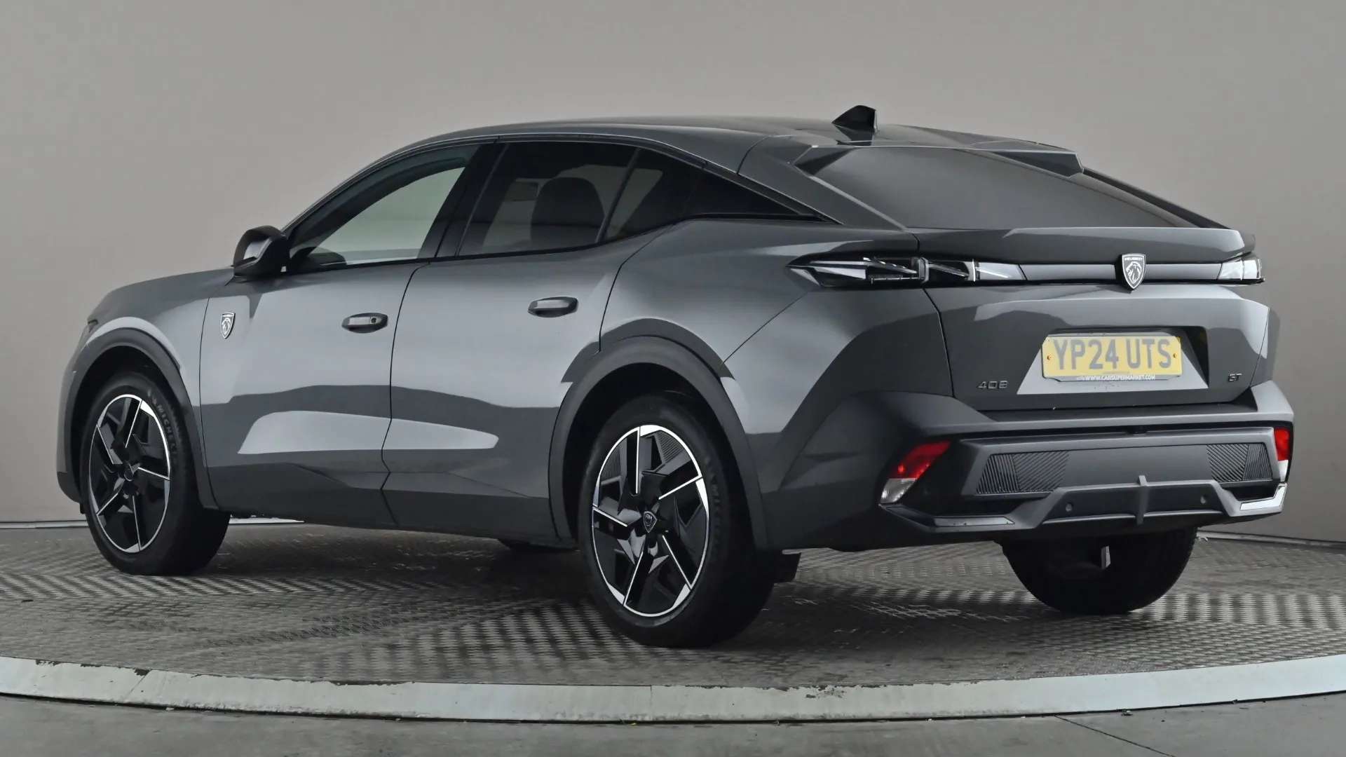 A 2024 PEUGEOT 408 1.2 PureTech GT EAT8 A 2024 PEUGEOT 408 1.2 PureTech GT EAT8