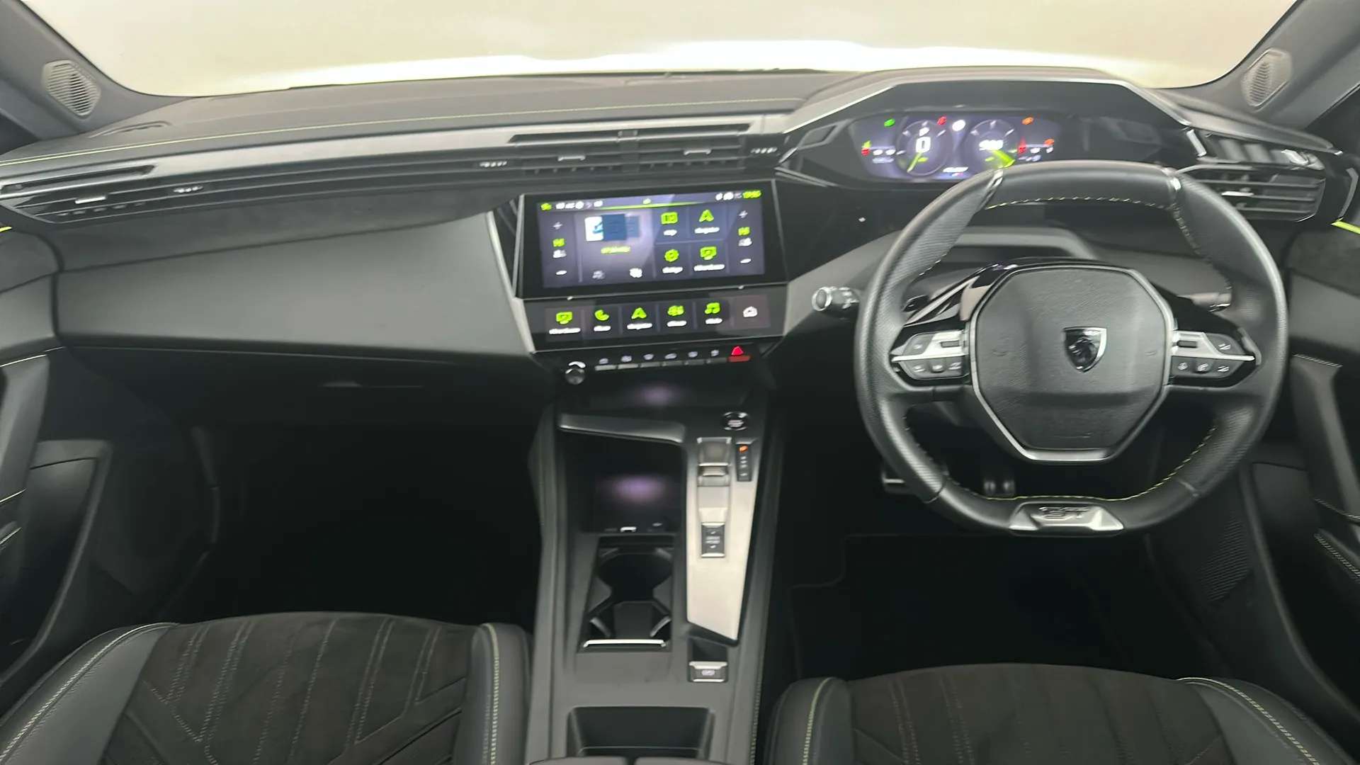 2024 PEUGEOT 408 2024 PEUGEOT 408