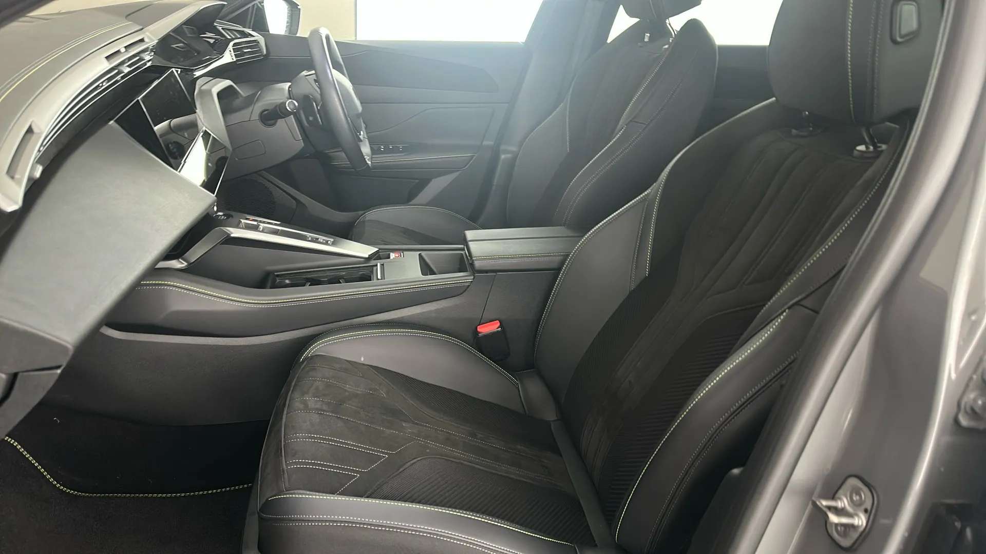 2024 PEUGEOT 408 2024 PEUGEOT 408