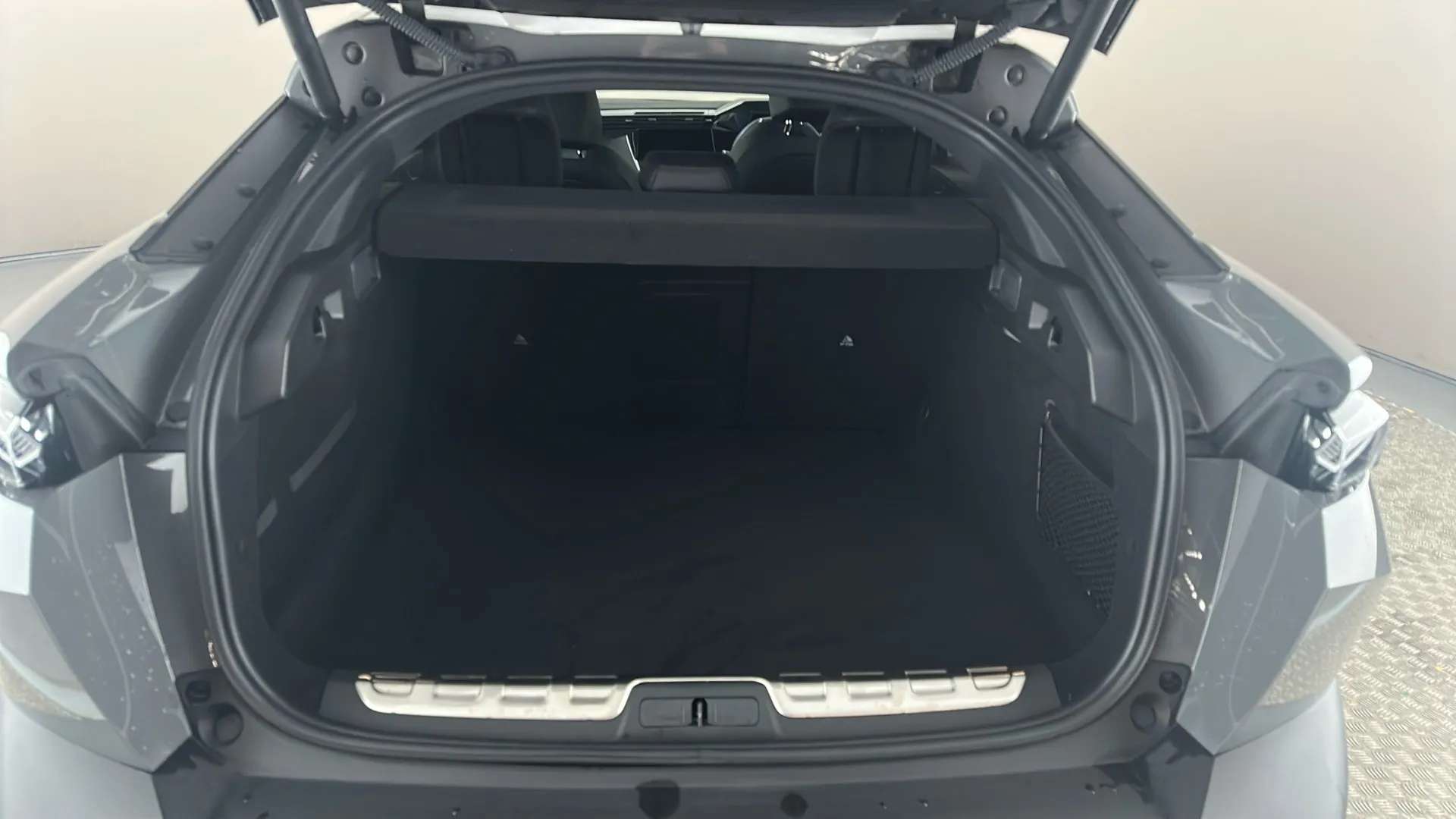 2024 PEUGEOT 408 2024 PEUGEOT 408