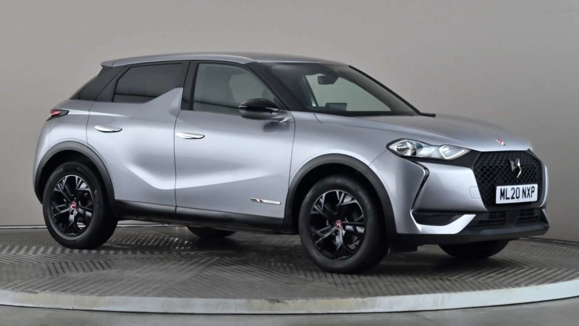 A 2020 DS DS 3 1.2 PureTech Performance Line A 2020 DS DS 3 1.2 PureTech Performance Line