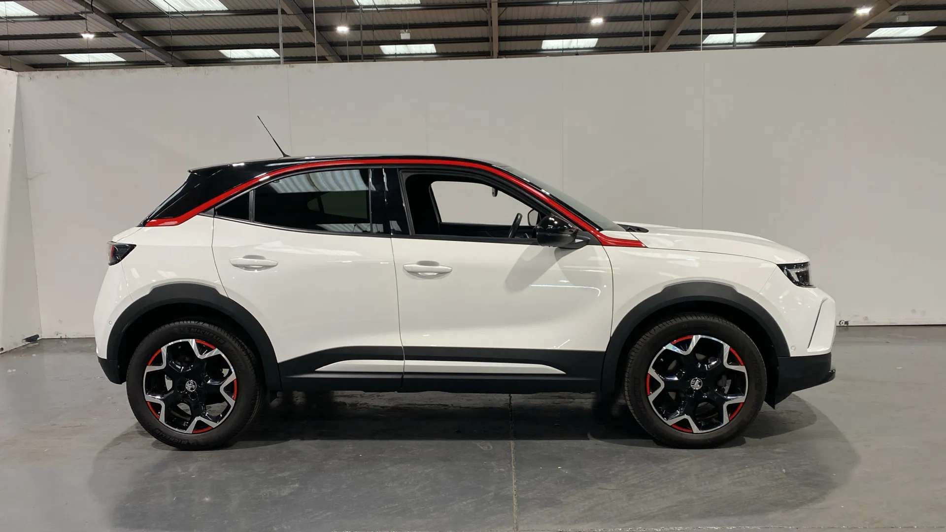 A 2021 VAUXHALL MOKKA 1.2 Turbo SRi Nav Premium A 2021 VAUXHALL MOKKA 1.2 Turbo SRi Nav Premium