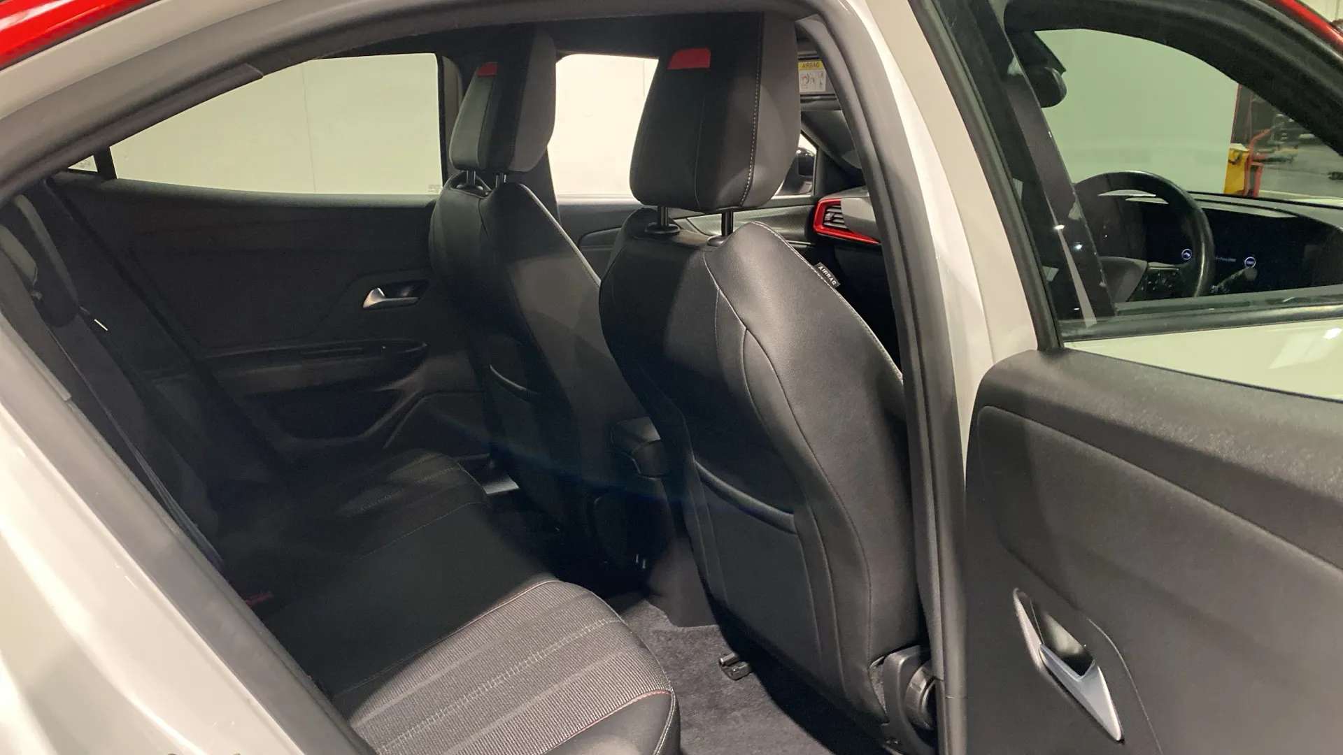 A 2021 VAUXHALL MOKKA 1.2 Turbo SRi Nav Premium A 2021 VAUXHALL MOKKA 1.2 Turbo SRi Nav Premium