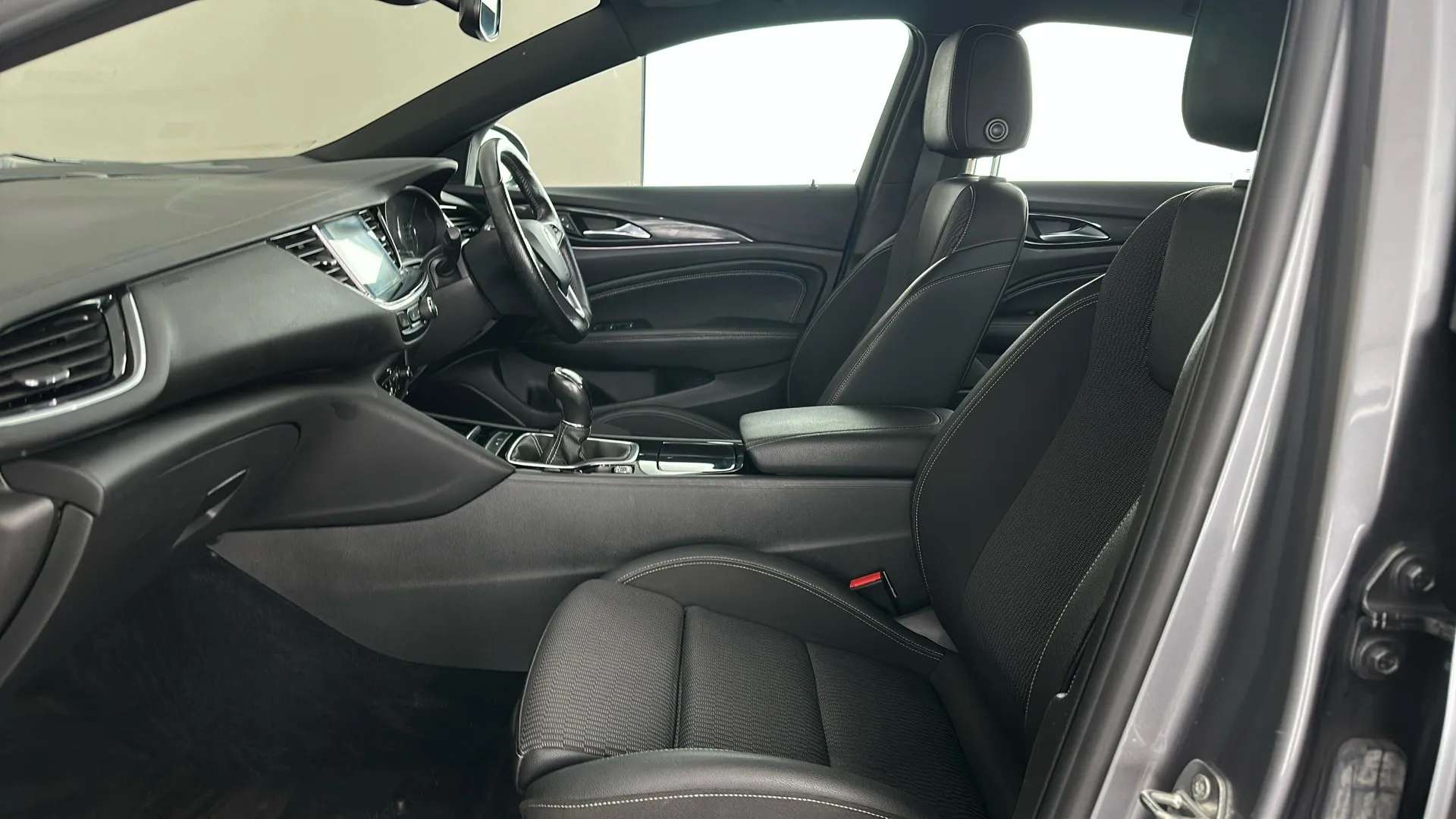2018 VAUXHALL INSIGNIA GRAND SPORT 2018 VAUXHALL INSIGNIA GRAND SPORT