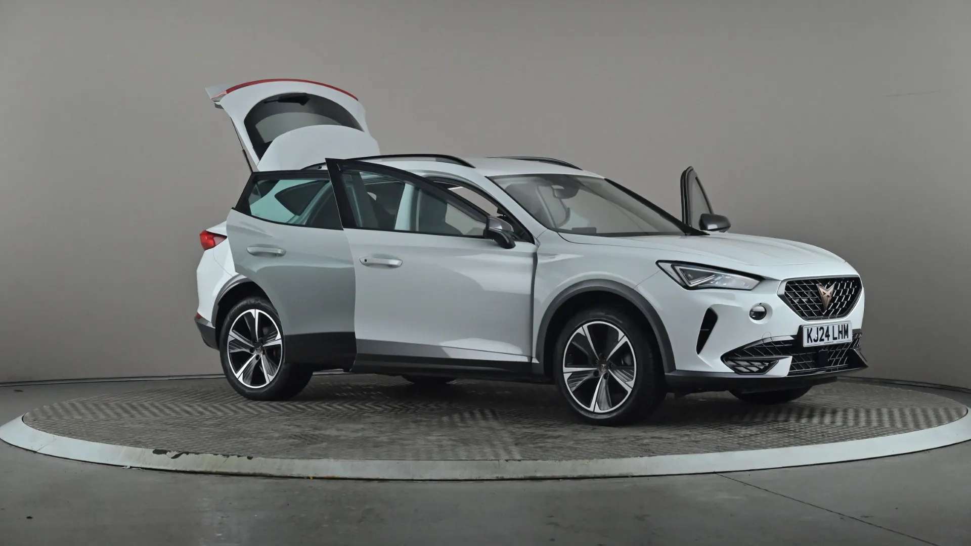 2024 CUPRA FORMENTOR 2024 CUPRA FORMENTOR